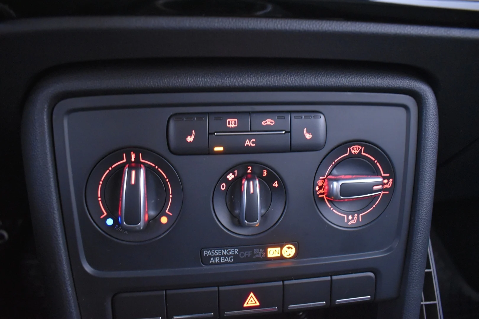 Car Image - 4SmkiVzGere2fHywLsvmDC