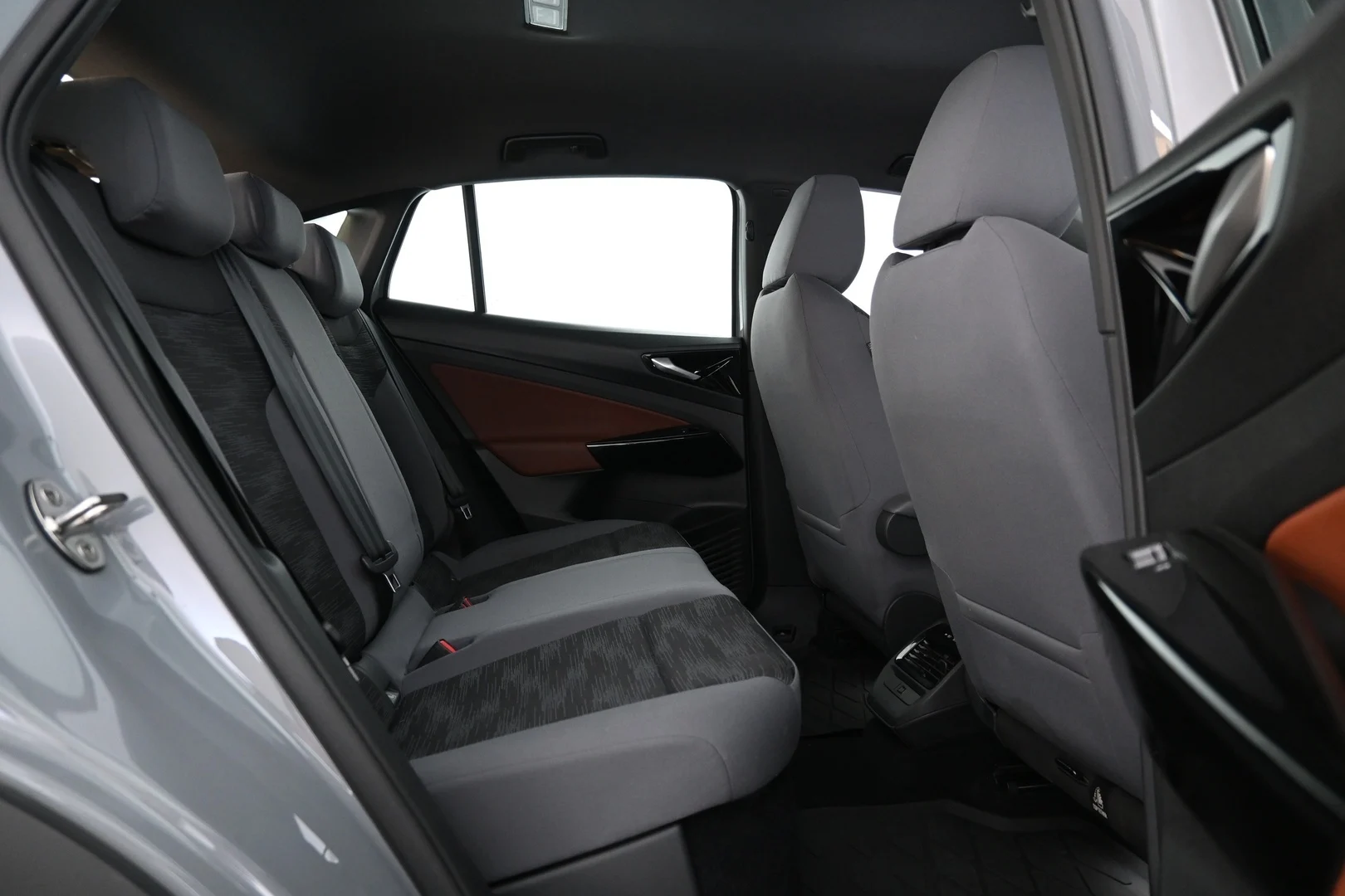 Car Image - 2tsUx7tgjjEyHctSkEZztO