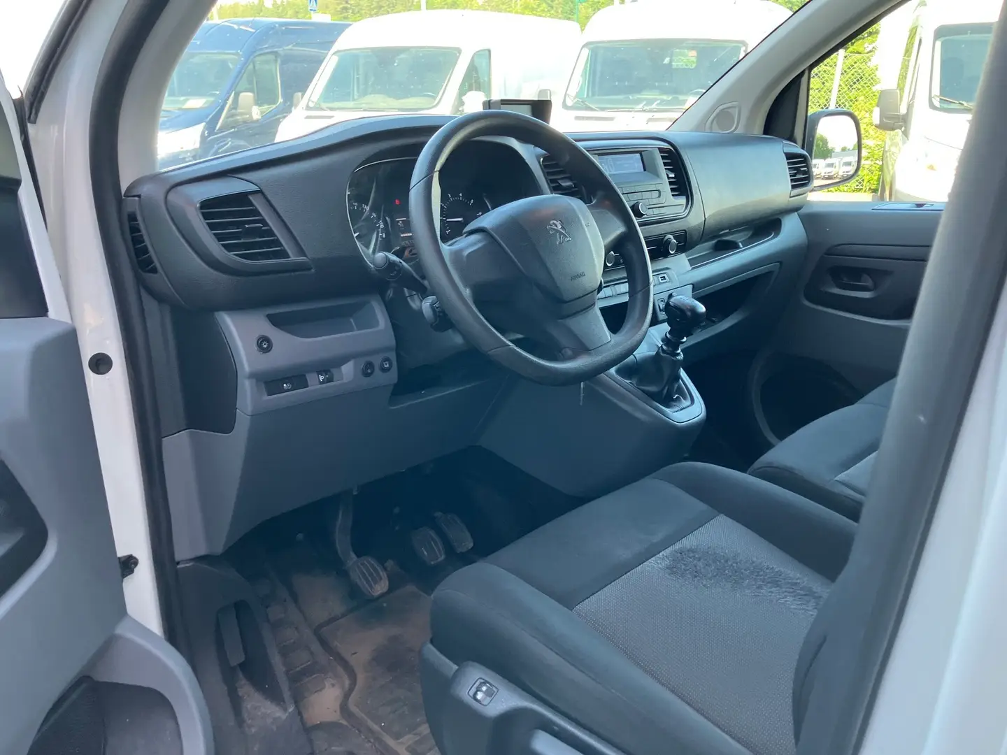 Car Image - 4vK5QodQ1gsqSD0IxmZIuc