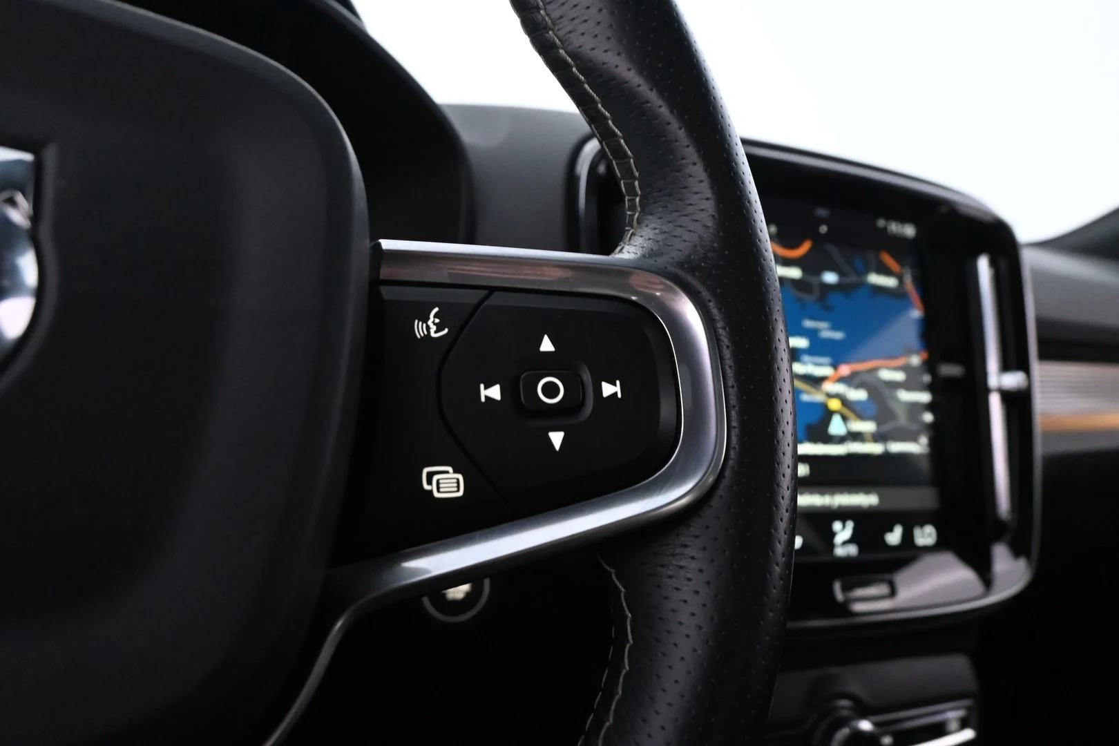 Car Image - 4RfJC0vQazFzVXD1DfcIL9