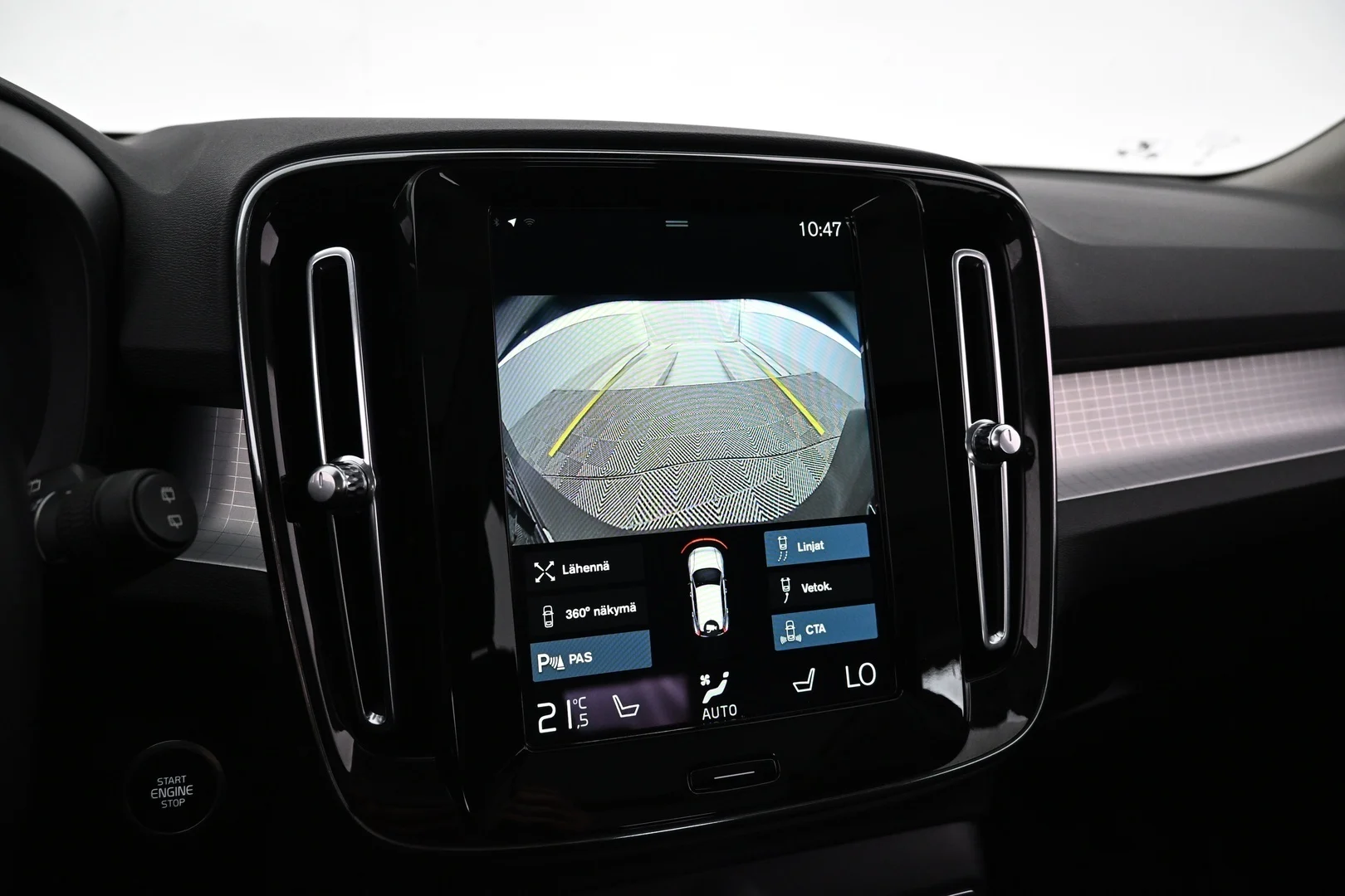 Car Image - 1OdpdsLmPjTIgsKU0TTWGK