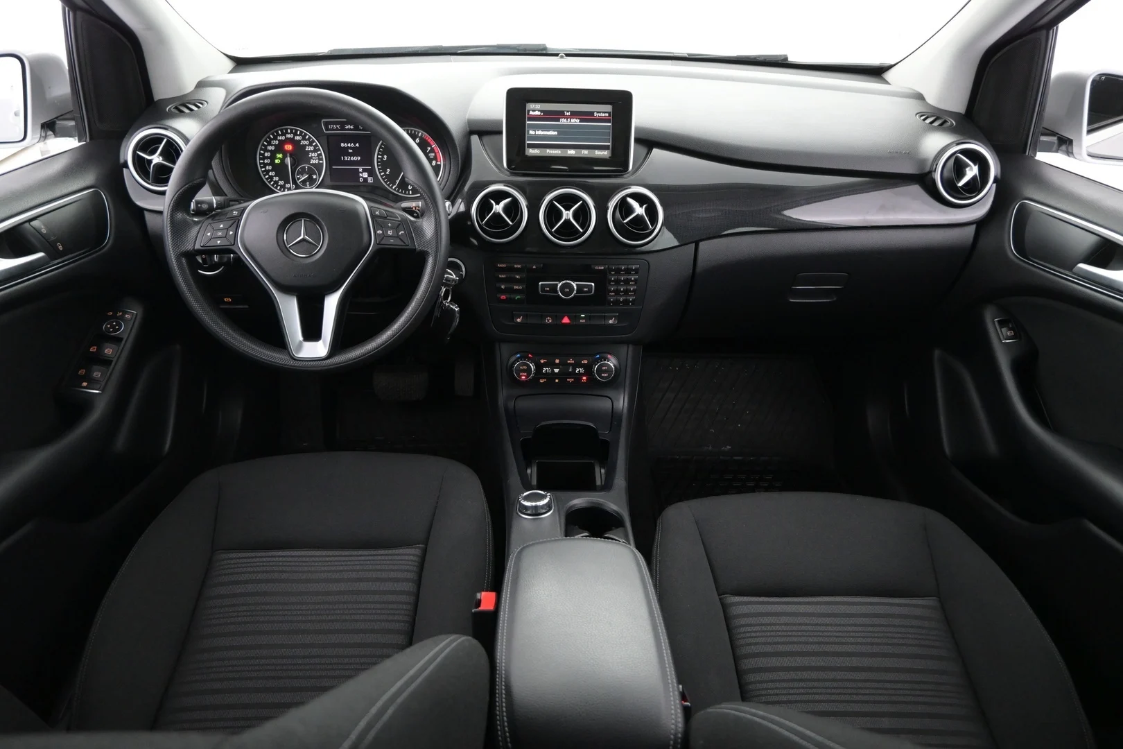 Car Image - 6Sl2BsVmZKFT3BxSWNHJYv