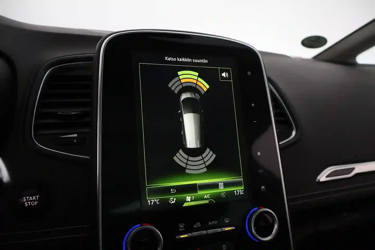 Car Image - FkRnbxb06chVx4R8wmGJx