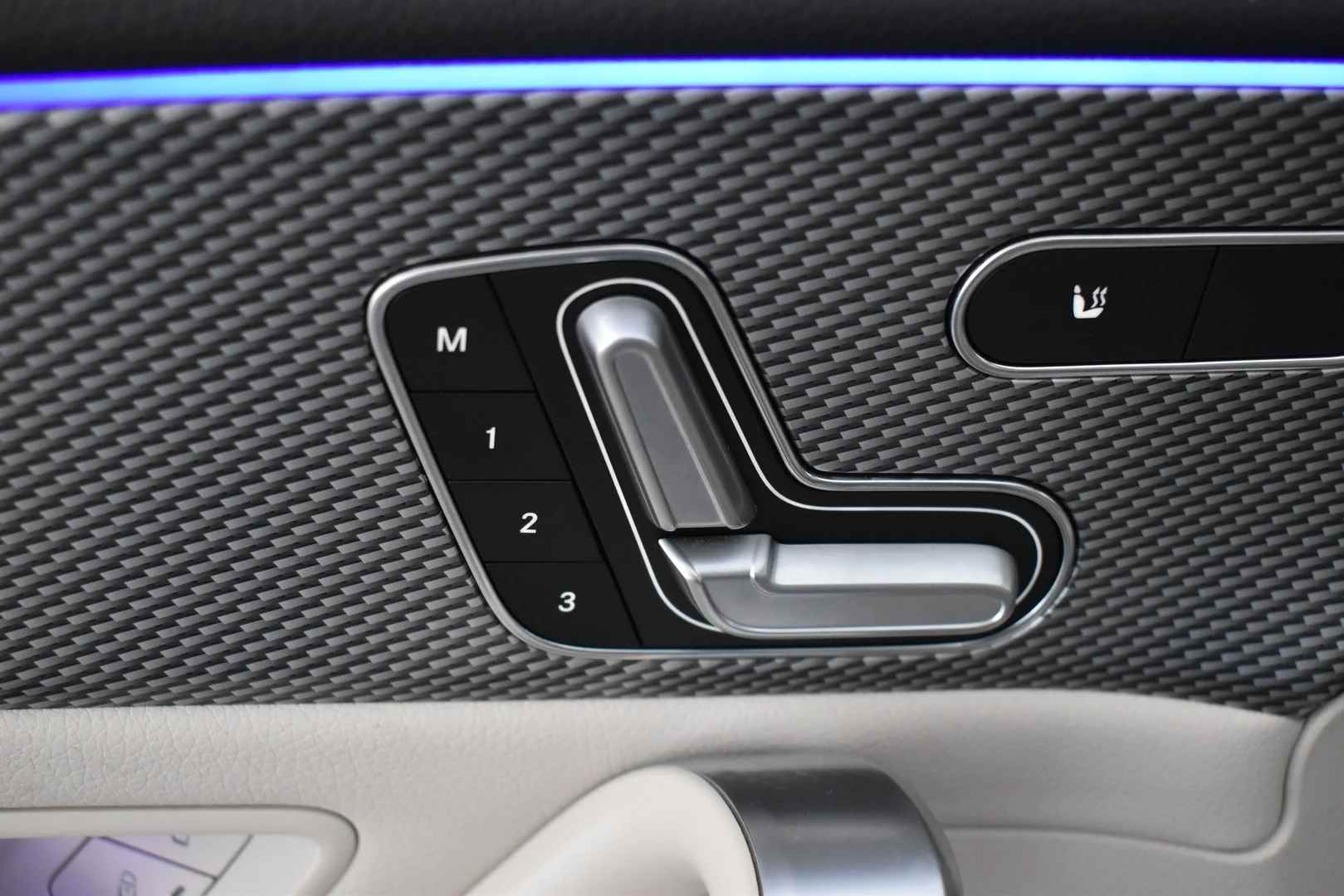 Car Image - 6Cw2L6fHPp6GsKNCLhVjrM