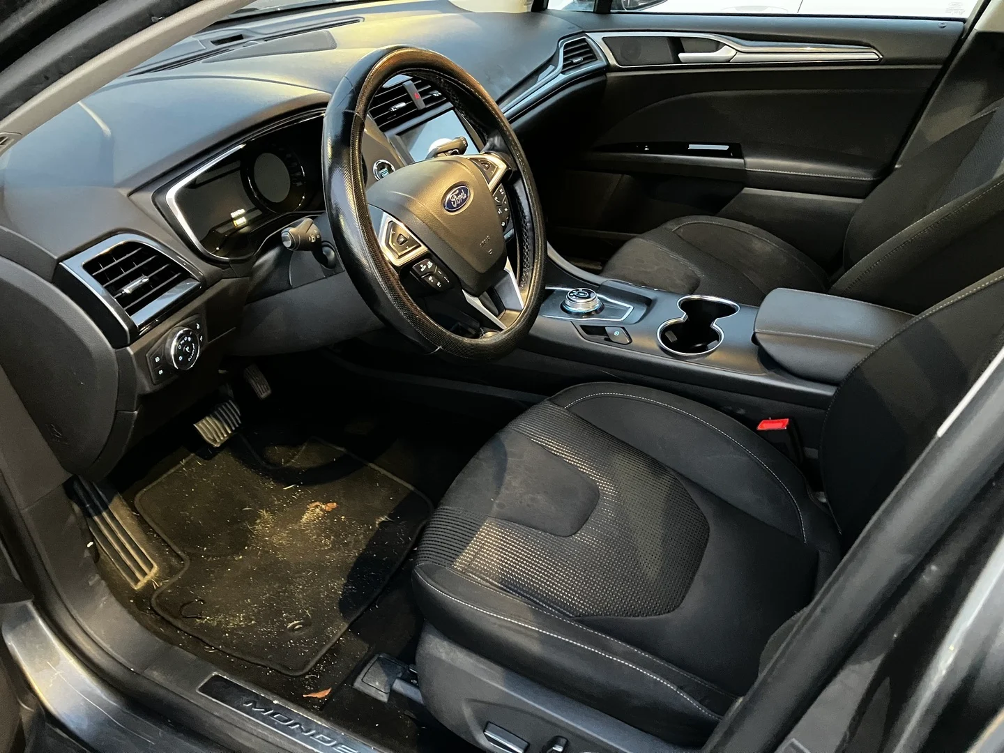 Car Image - 6sJU6dCHMdv9q2sGwBuMtA