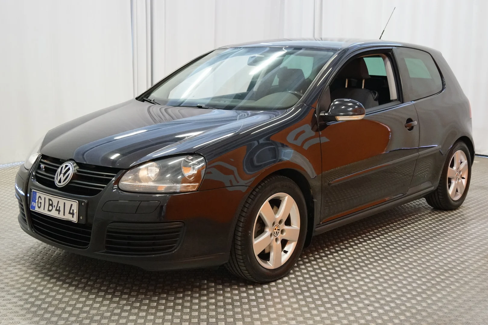 Car Image - 4OXR3iIzGE6TgfDv0SFmxs