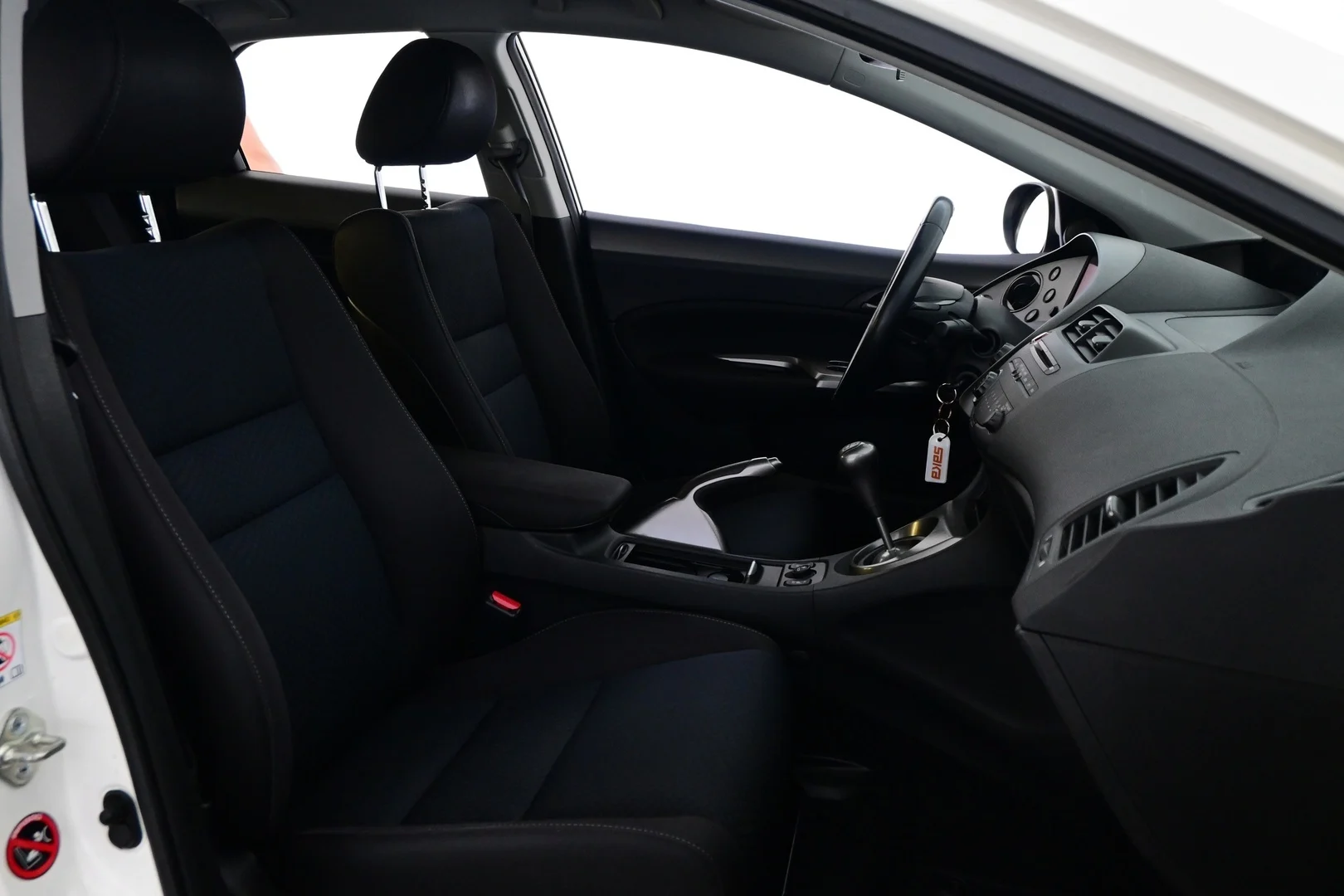 Car Image - 2hNOp4QOPLtrhjCWzeRIN2