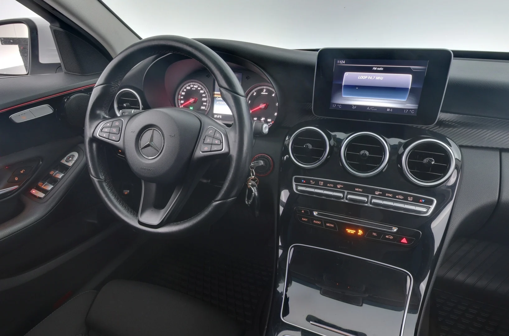 Car Image - 29F2Ml1JerppW0YM3TFuTQ