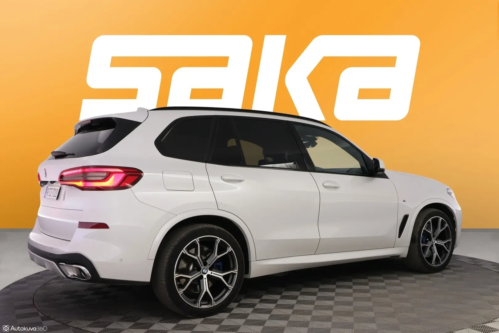Car Image - 17swDDC0rSuYbhxdKYpnGL