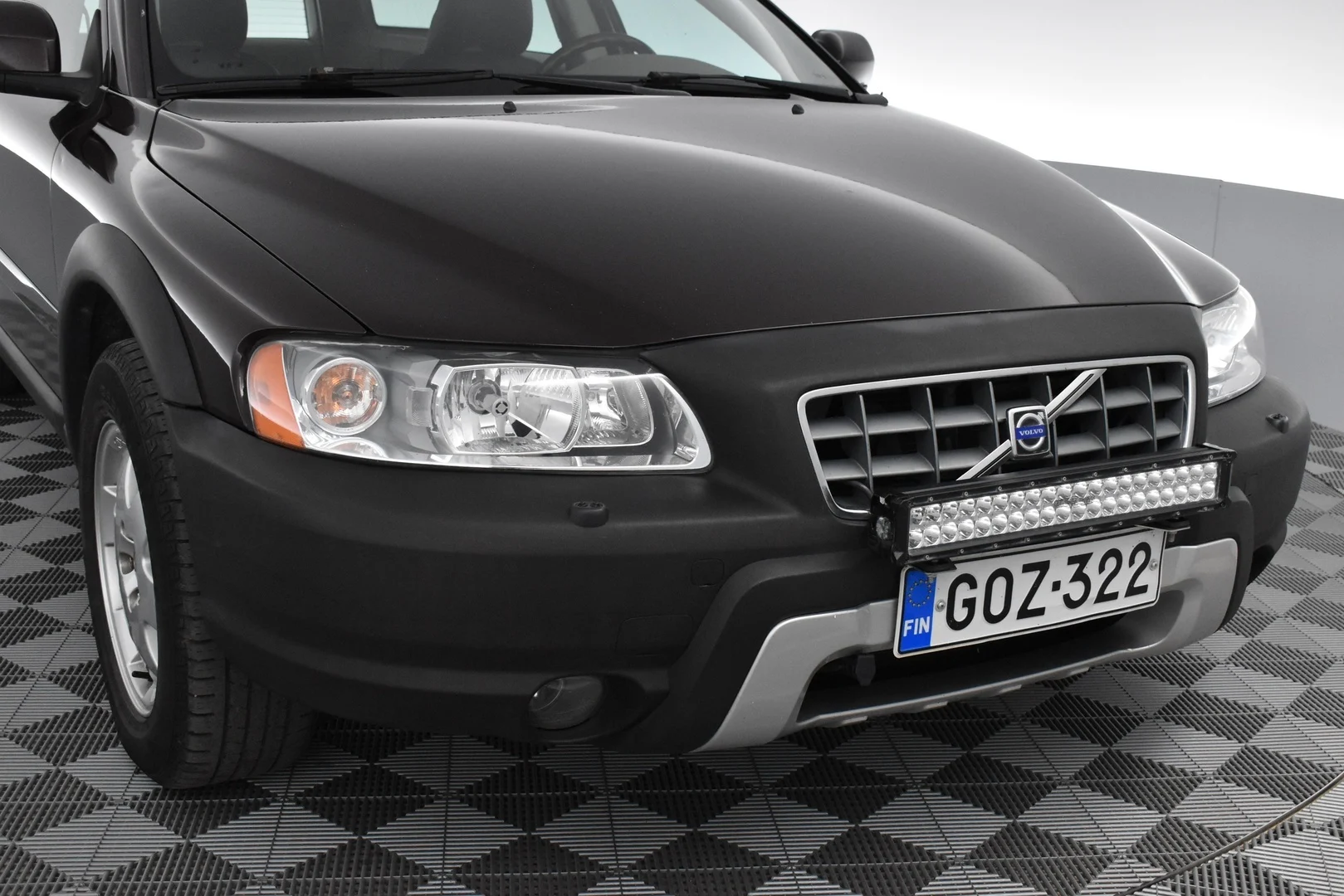 Car Image - 3R5YtsakmGYbUBLJLzfX53
