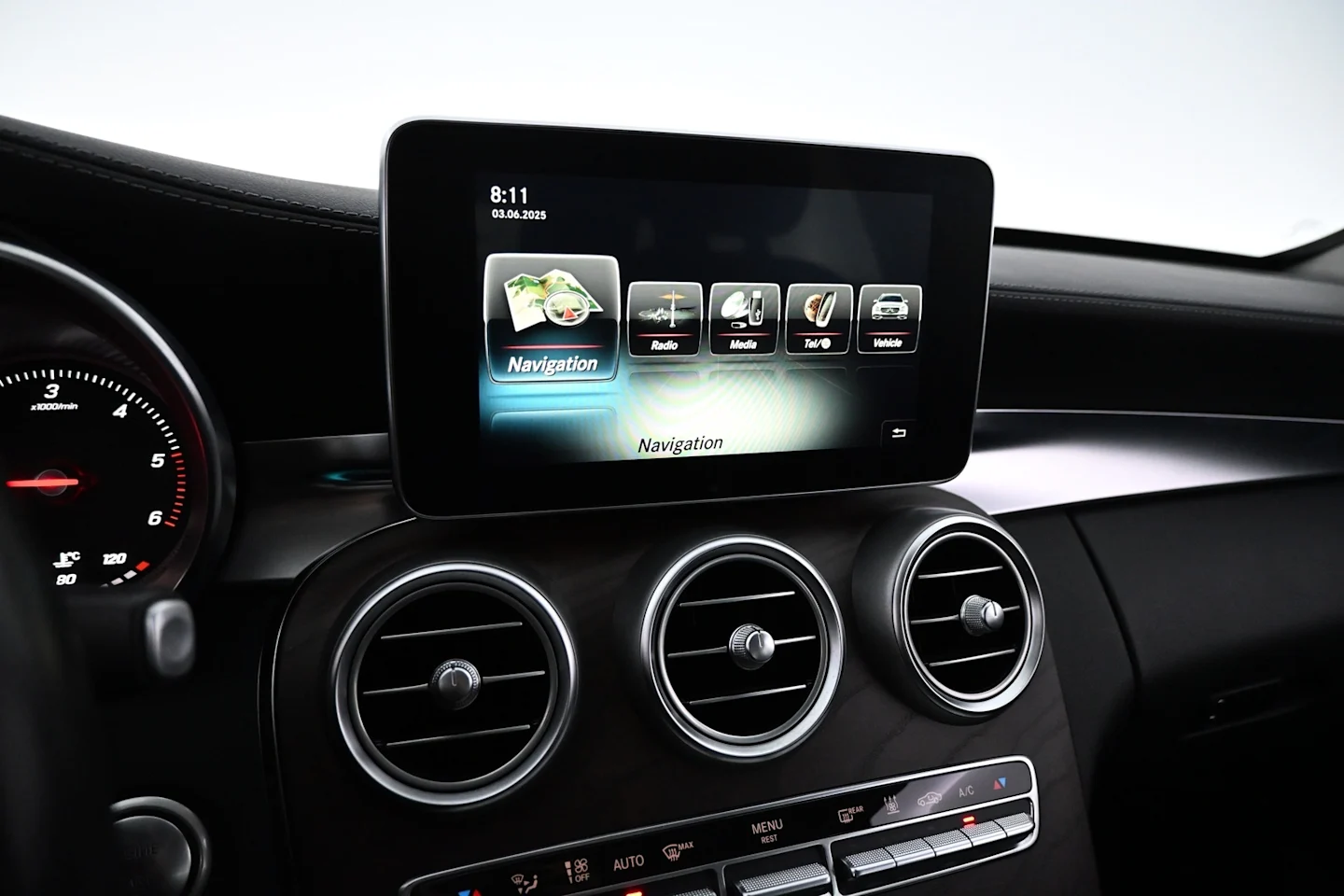 Car Image - se1VMIXdGUHLDtBpwiwz9