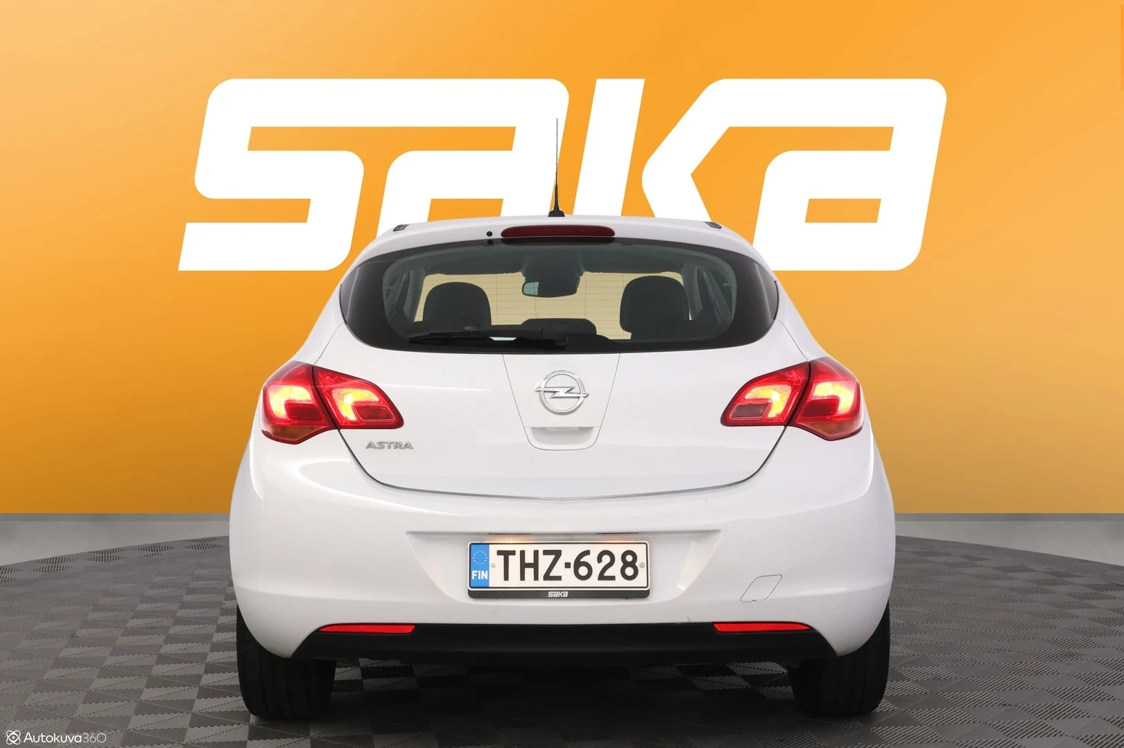 Car Image - 7r6XjIkL1APsgIrugzbguu