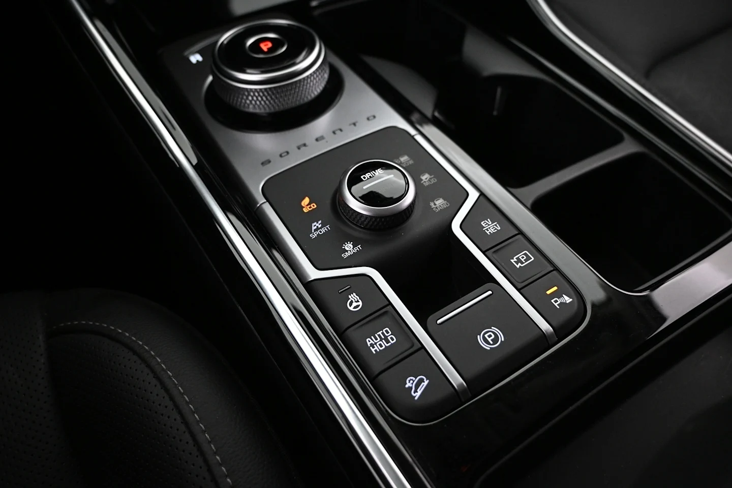Car Image - 7cQi3rCiK2Bo787dpjKAiH