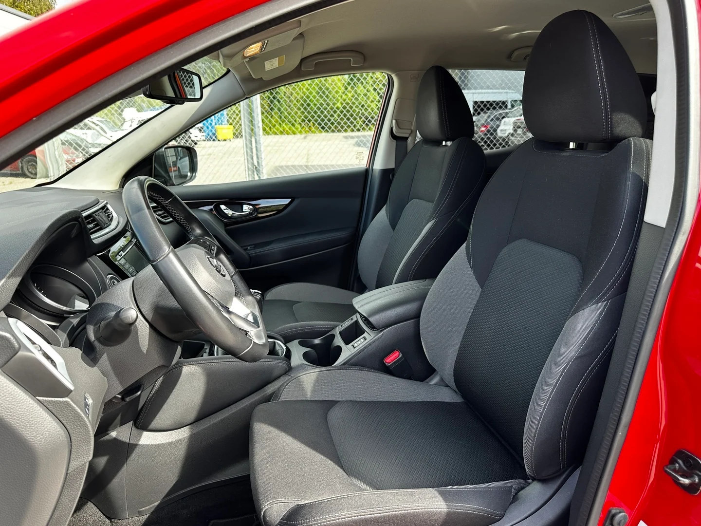 Car Image - 4nNBm5jQTAbaztMGlbFbwc