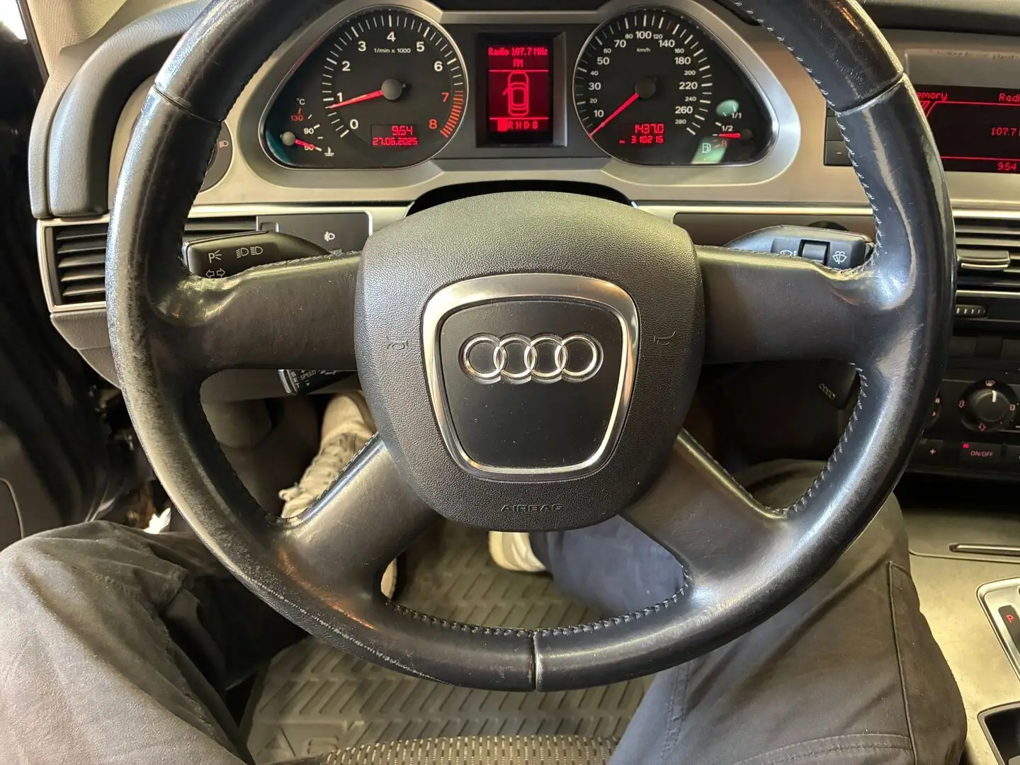 Car Image - 2LXcXQDXsxQdveIijsCrLV