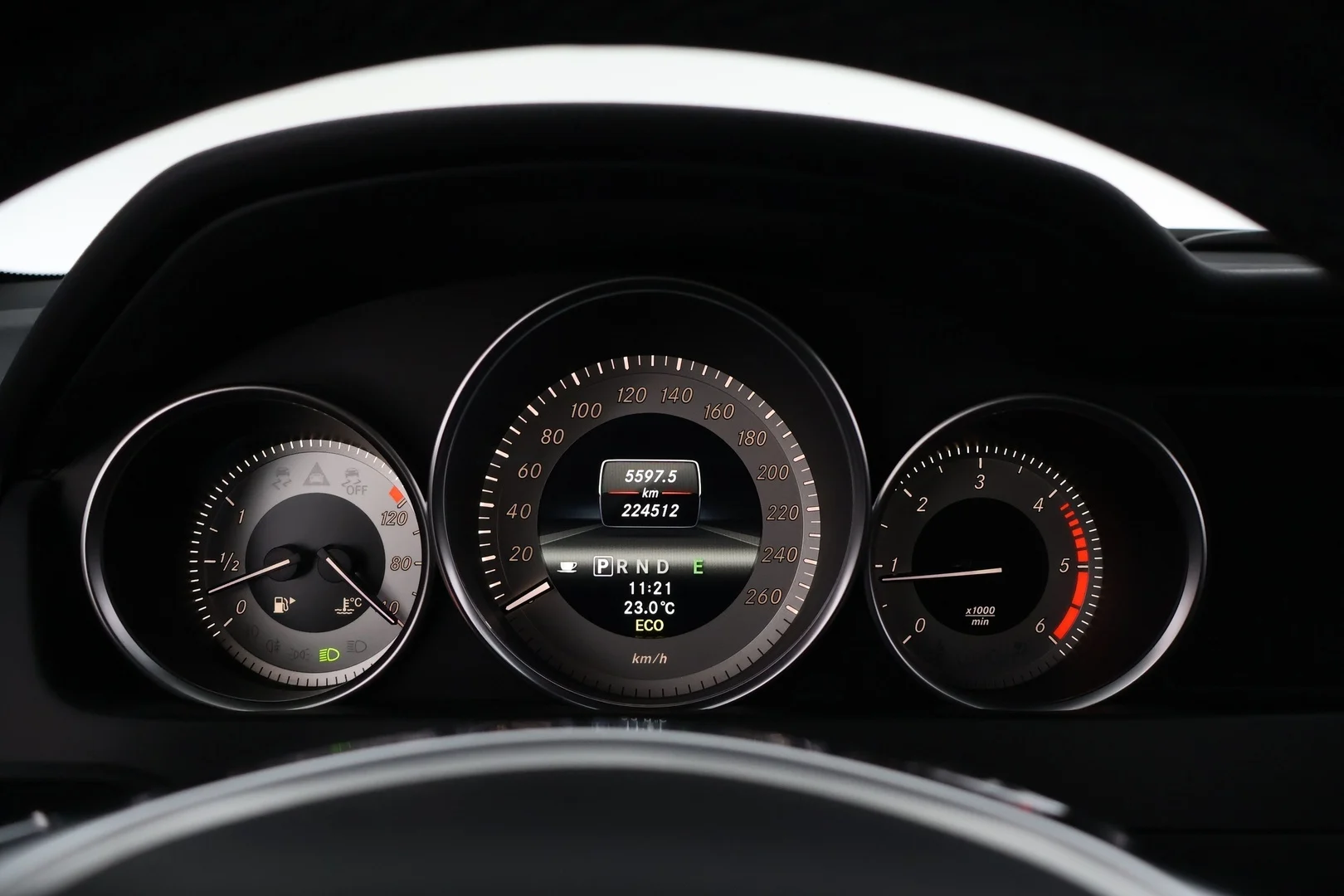 Car Image - 6Msgr33g3BvlRlzsiGsVC3
