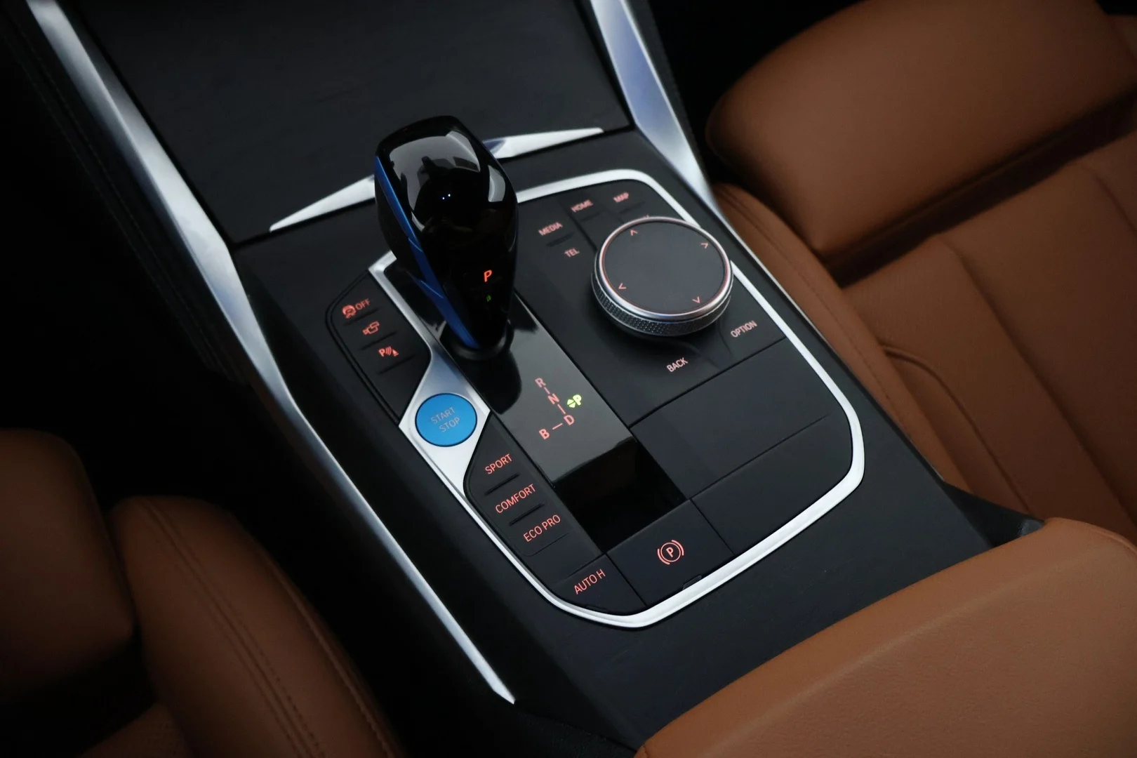 Car Image - 75q4TcbTJWwA5AR9stWAA4