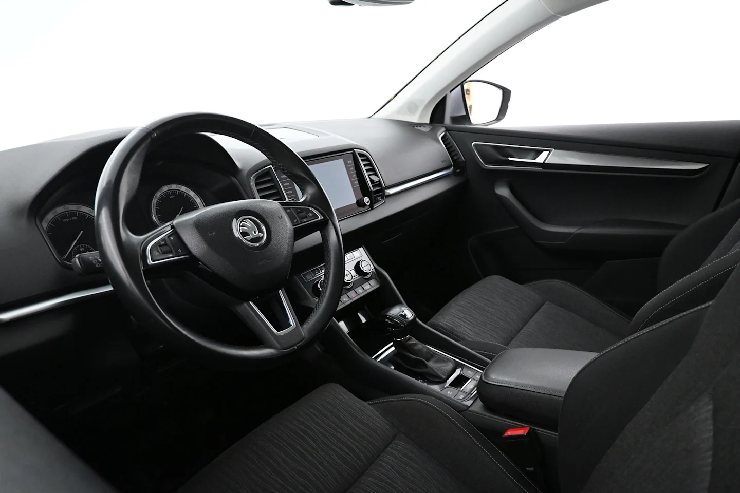 Car Image - 6Wo2fU2hyyGEo6cWGqBxQE