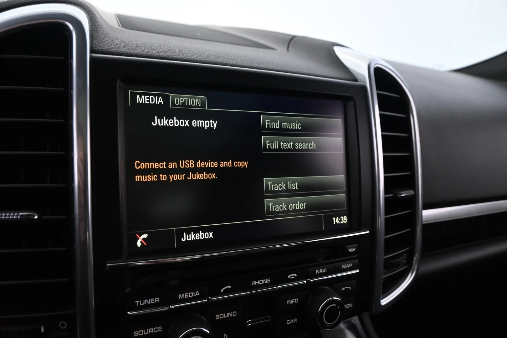 Car Image - 5N8V819luaK3PSTdtEAesm
