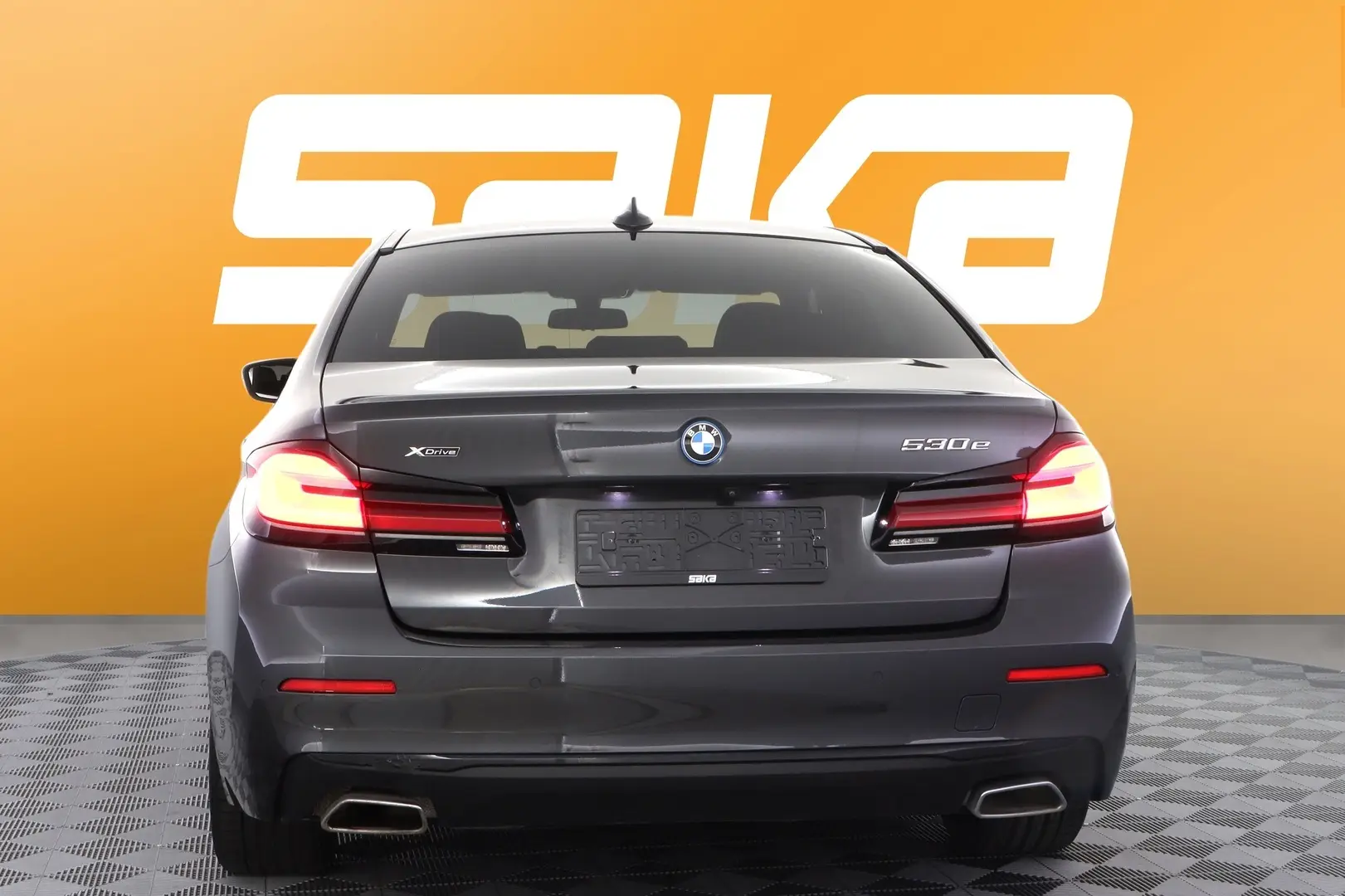Car Image - 4CFbsftWQ6f1ESiVdTc7f