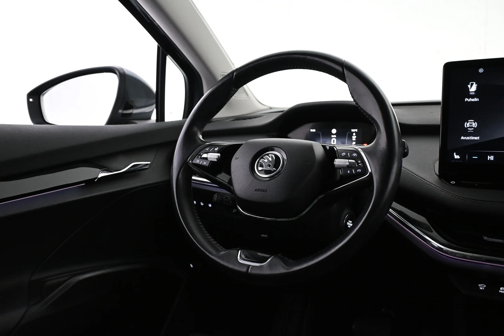 Car Image - WlxHXHQko6brDBpVBI7vg
