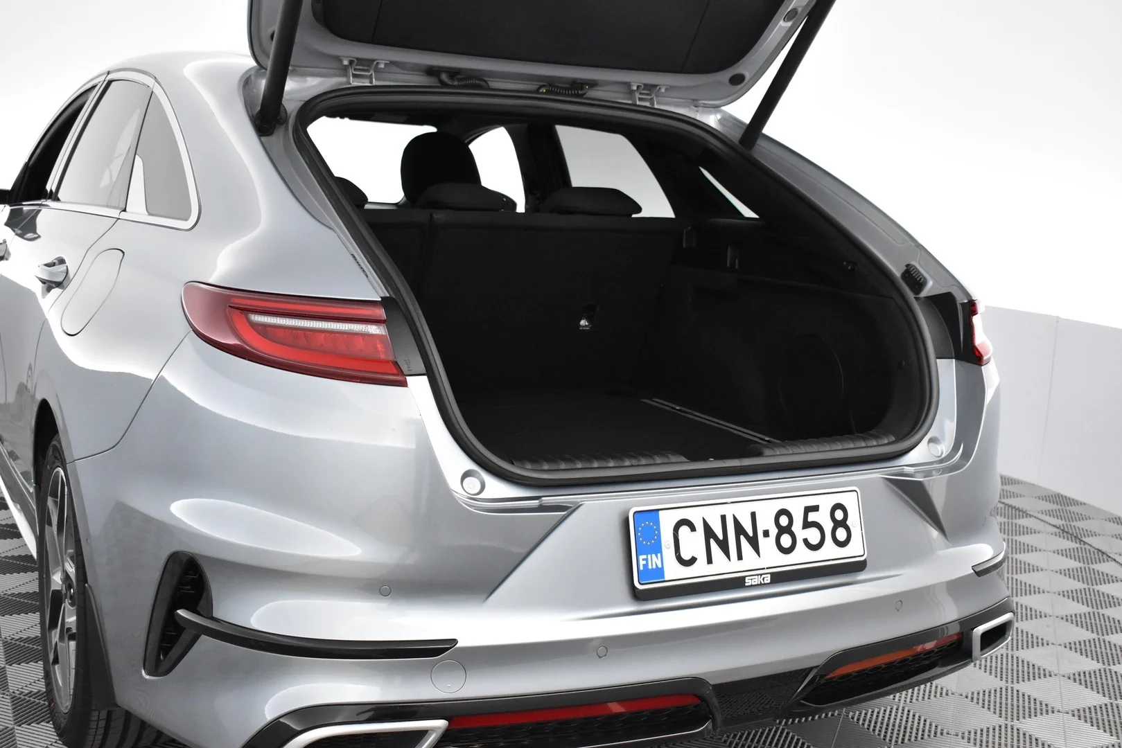 Car Image - 6NX3I23mpQhdqAxmDGZZxG