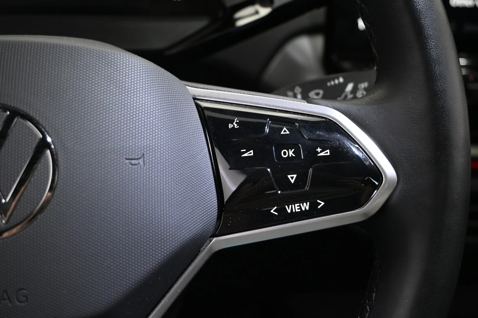 Car Image - 1We3c7ODaHSfZM1O75l8pd