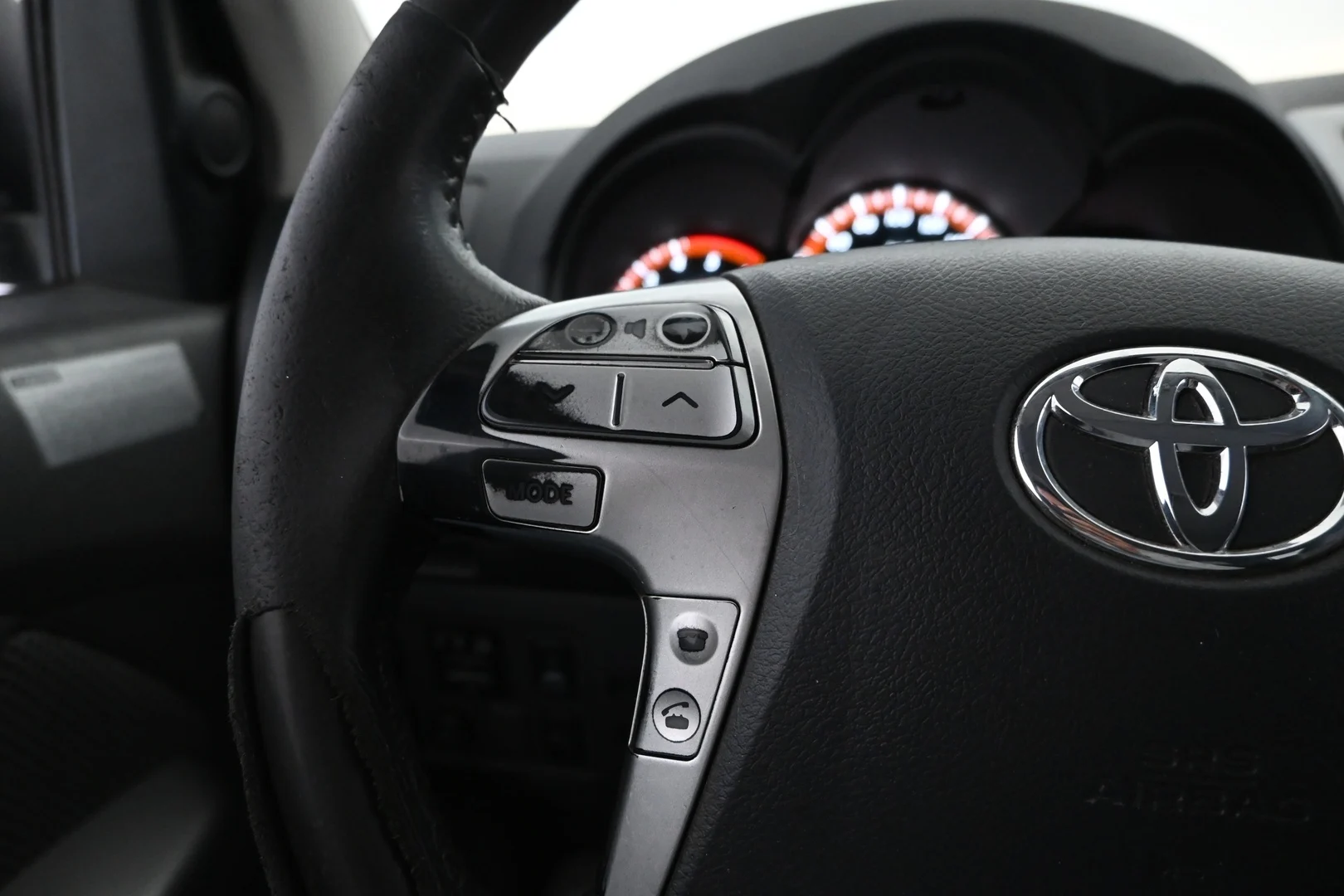 Car Image - gTvE93sMKs6ZwYlT9GfJ4