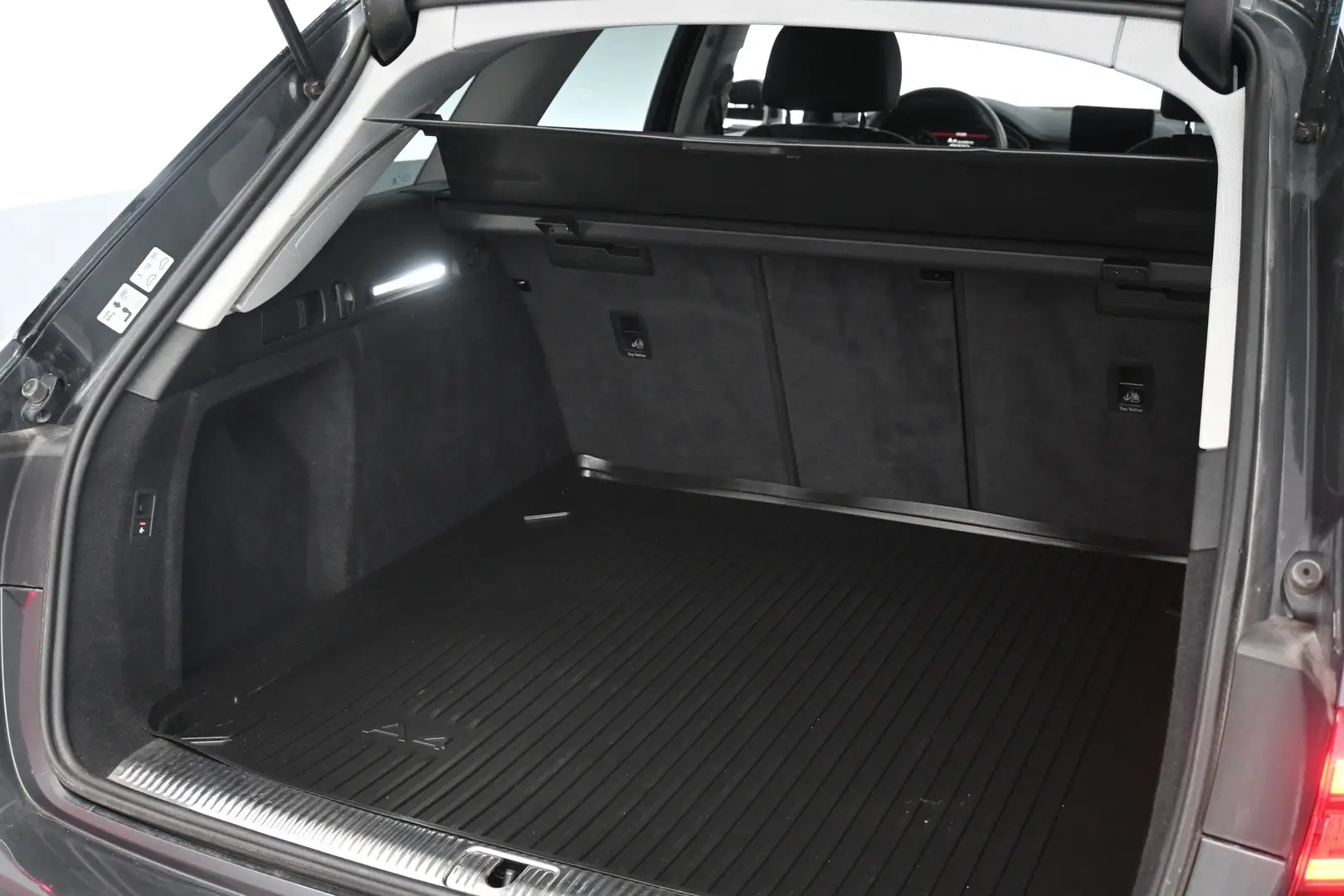 Car Image - 6u8tszWH7CVRVhg9nFHfzb