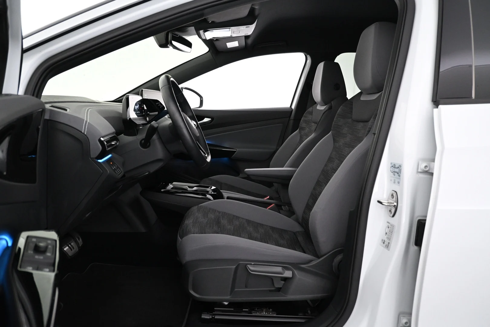 Car Image - 2gquyhoFaB6qvxAGoTKTtE