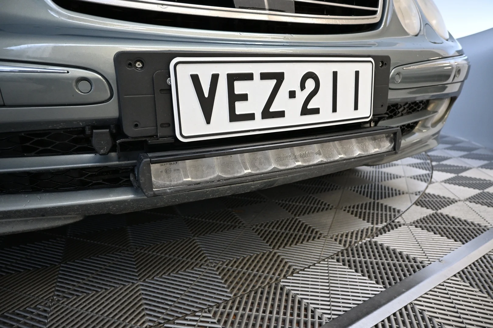 Car Image - 3xfbozqnKlU0rprmJzFORn