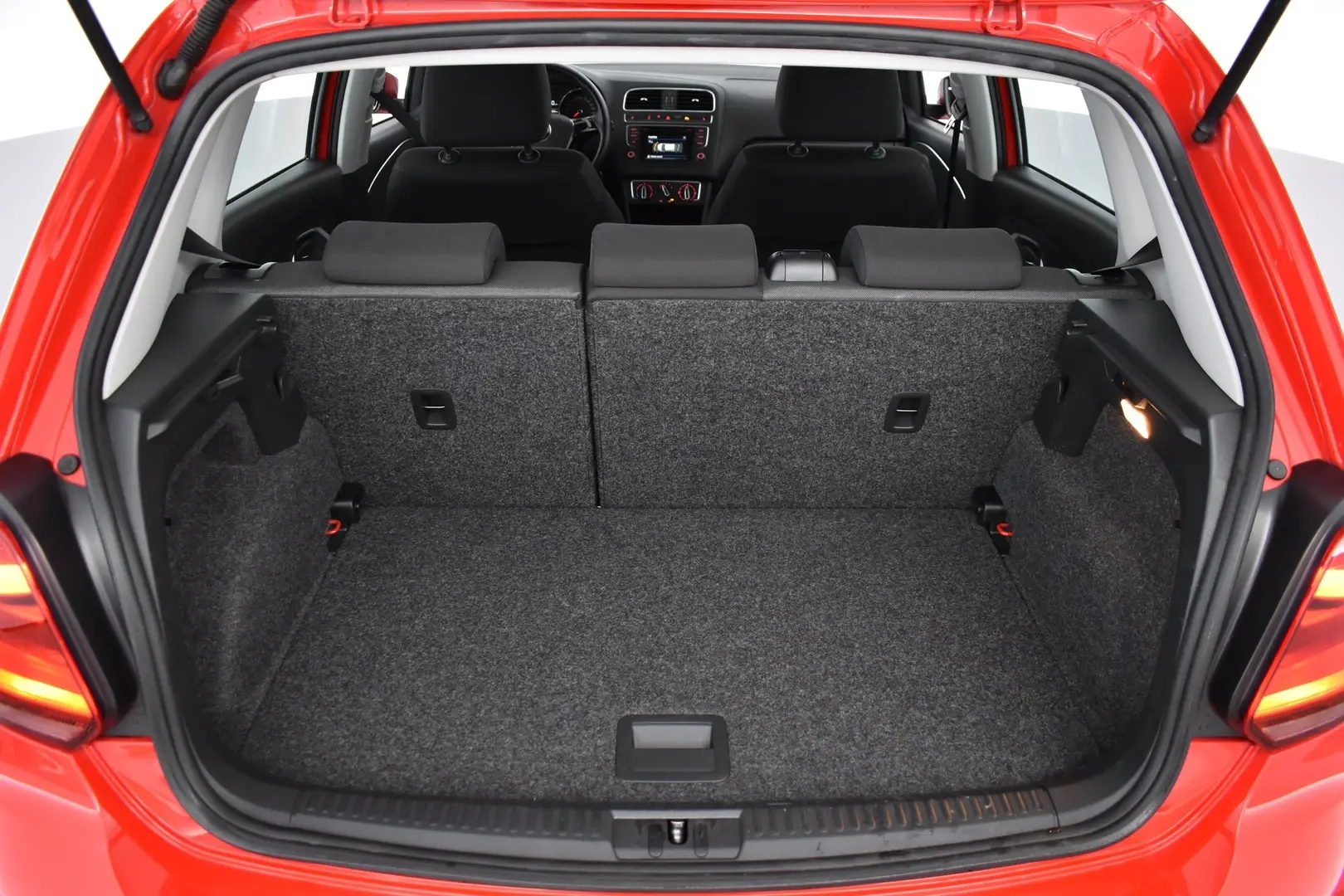 Car Image - 3TShCes4ohmFJgN9QUfXnF