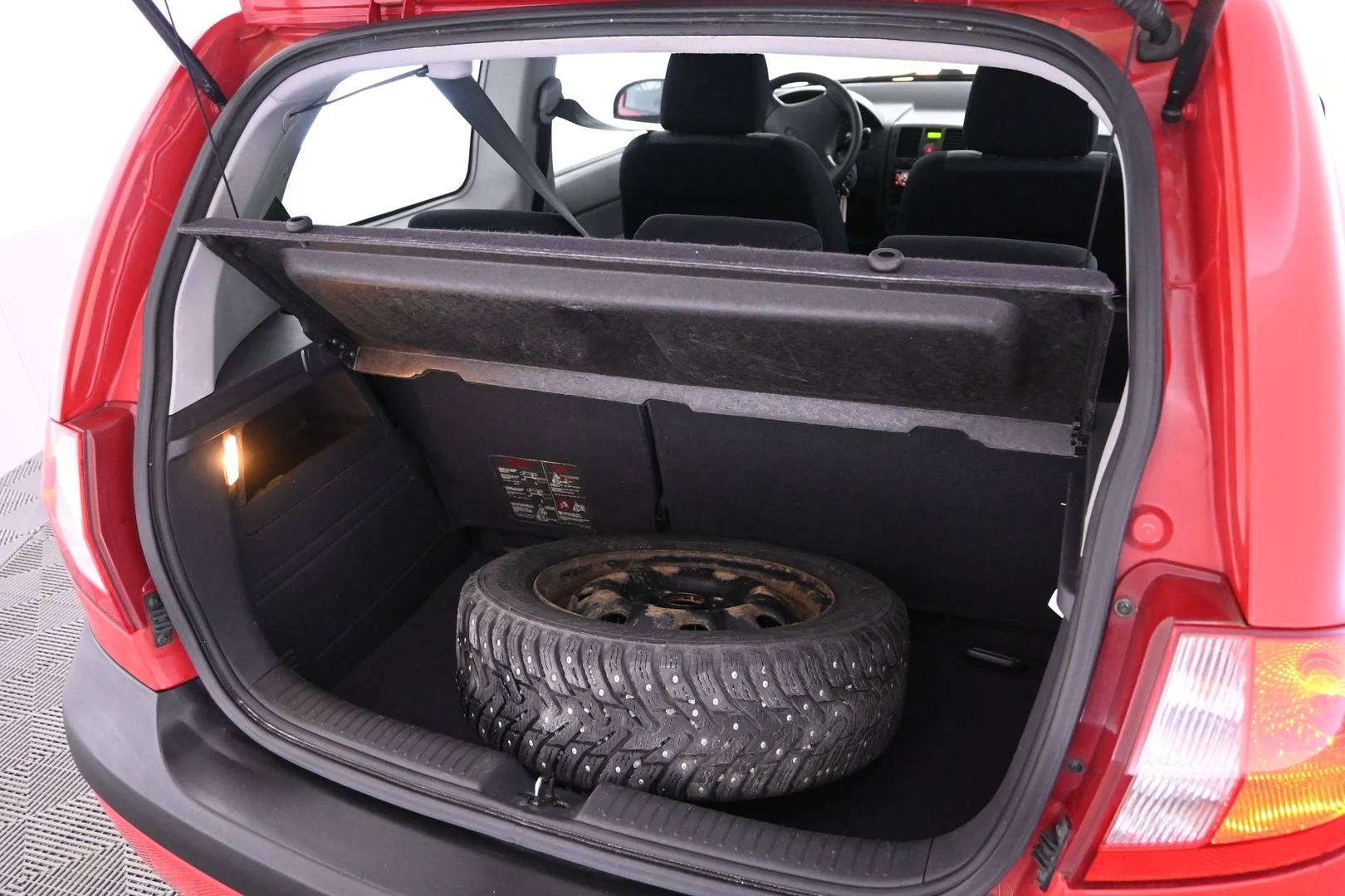 Car Image - 6A6jQb88pda7pcmBNBu1i8