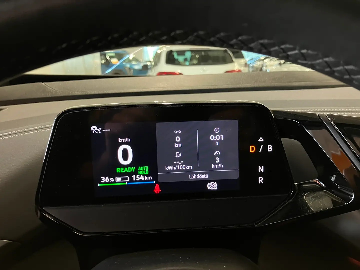 Car Image - 6w76x2zos2FLSTIoNMvY8G