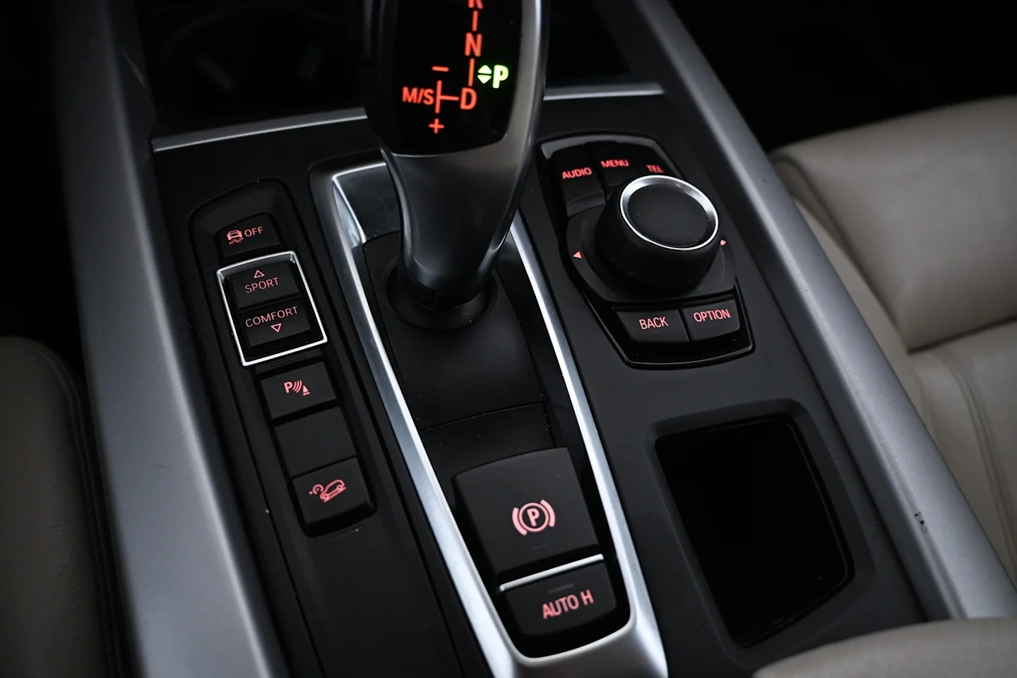 Car Image - 3BiXasRSgexiy3OvV16PDK