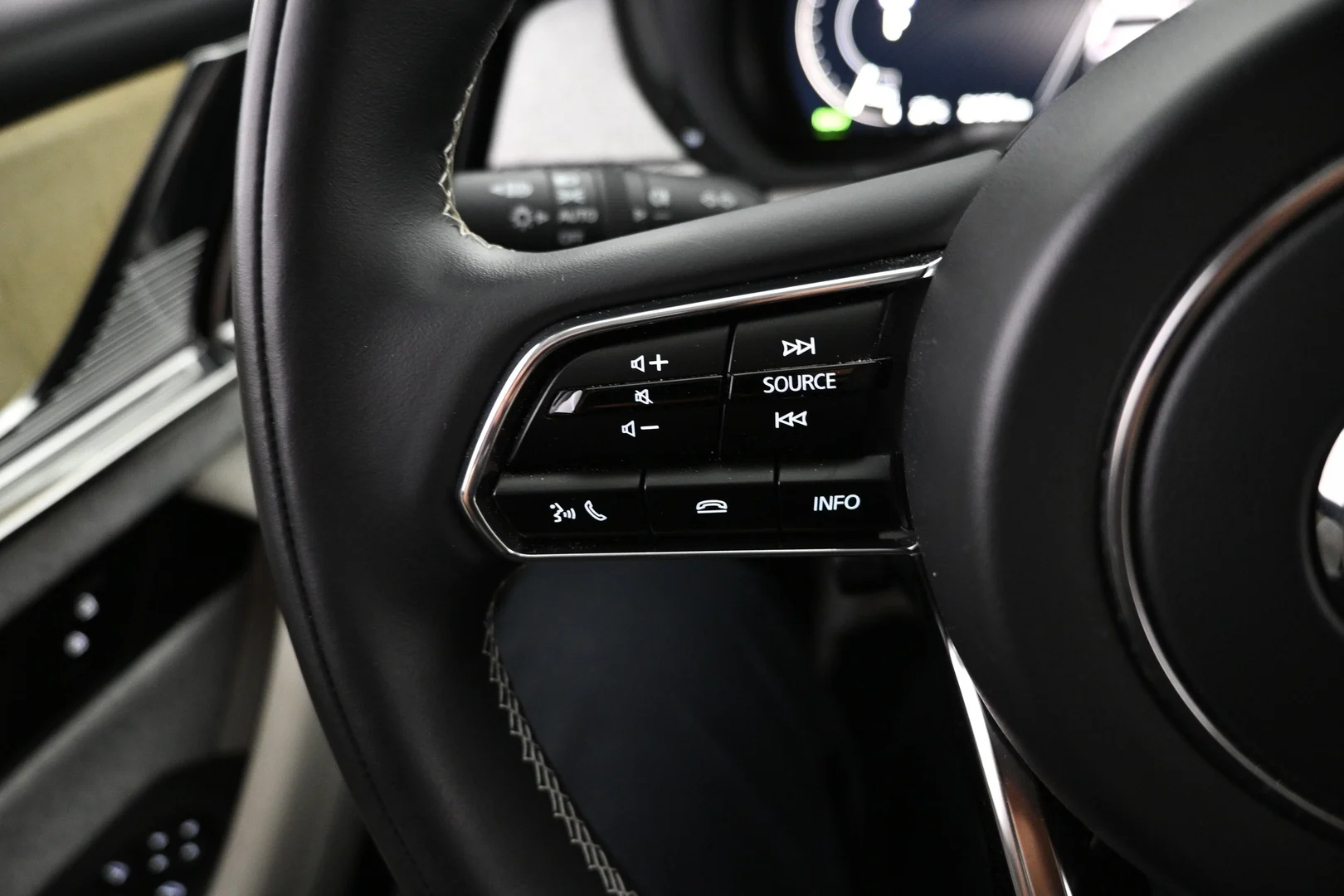 Car Image - 5XG2c4fAdWAhmbiHfg7EEy