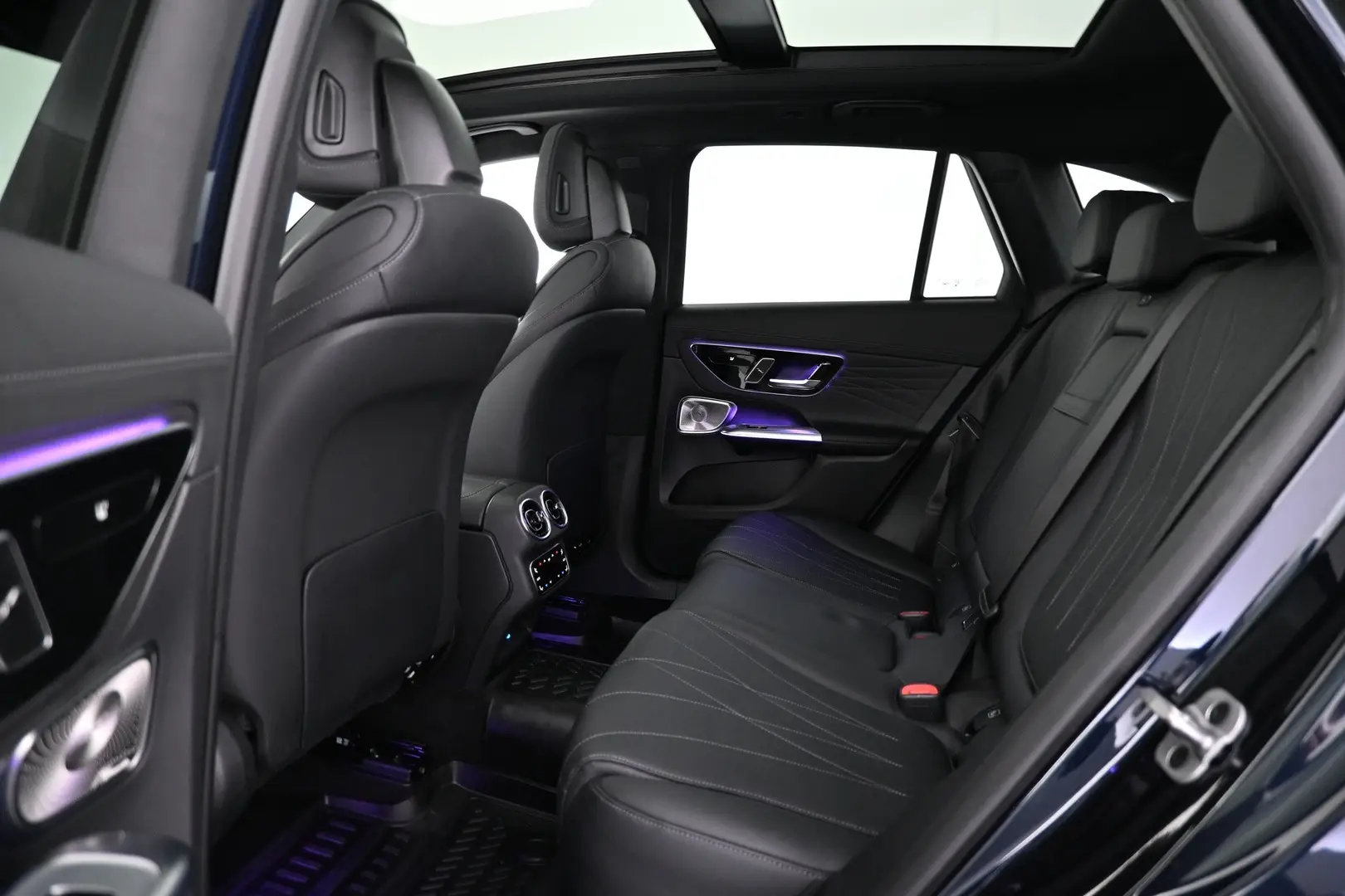 Car Image - 6u2q1bX0Dc1aU1df1JExBp