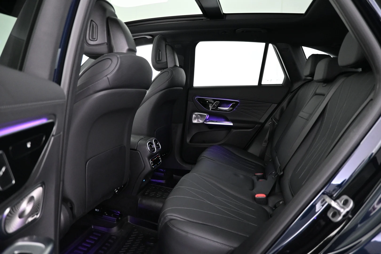 Car Image - 6u2q1bX0Dc1aU1df1JExBp