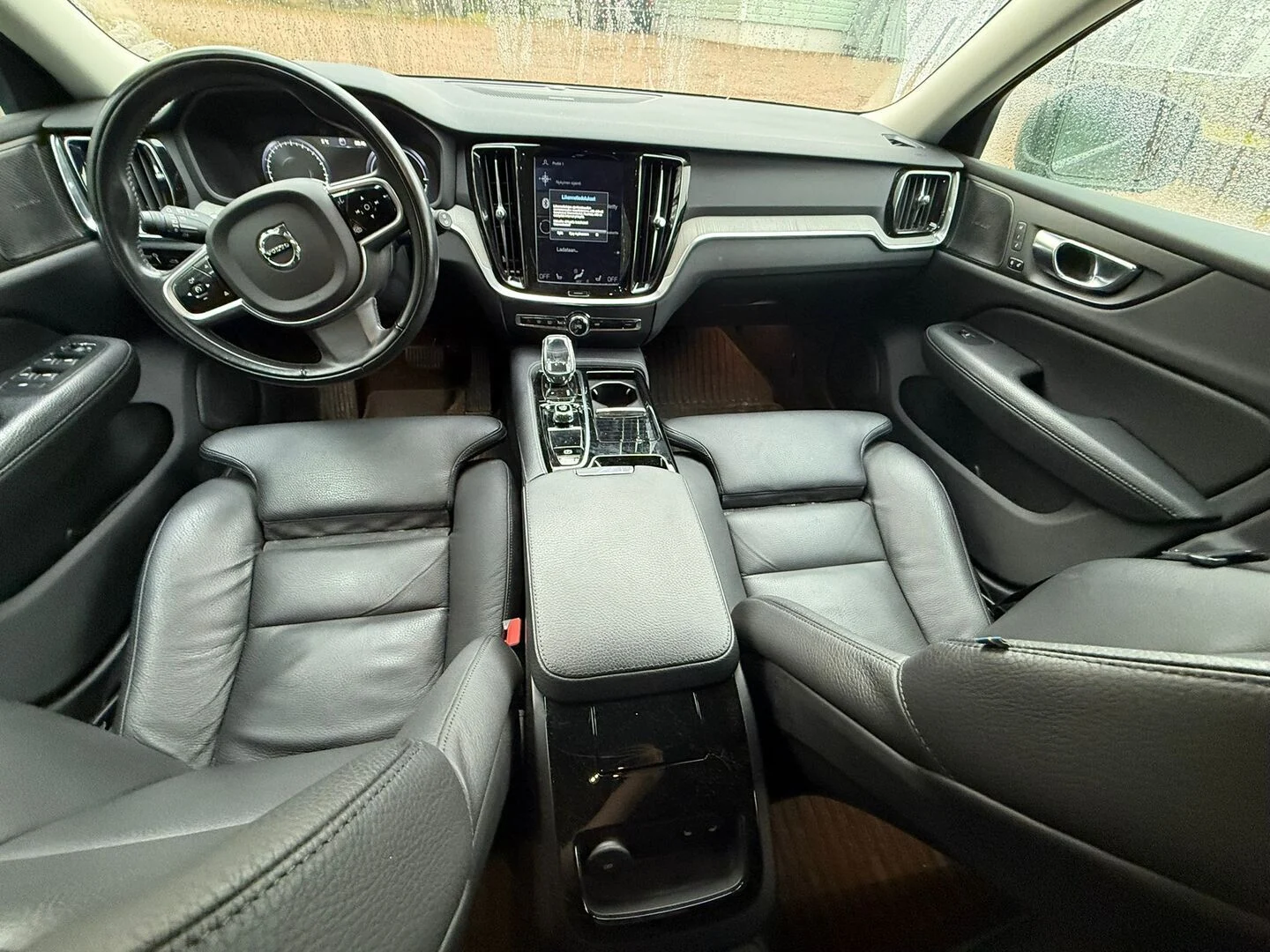 Car Image - 3OaOpCLa93kwswPE0nguys