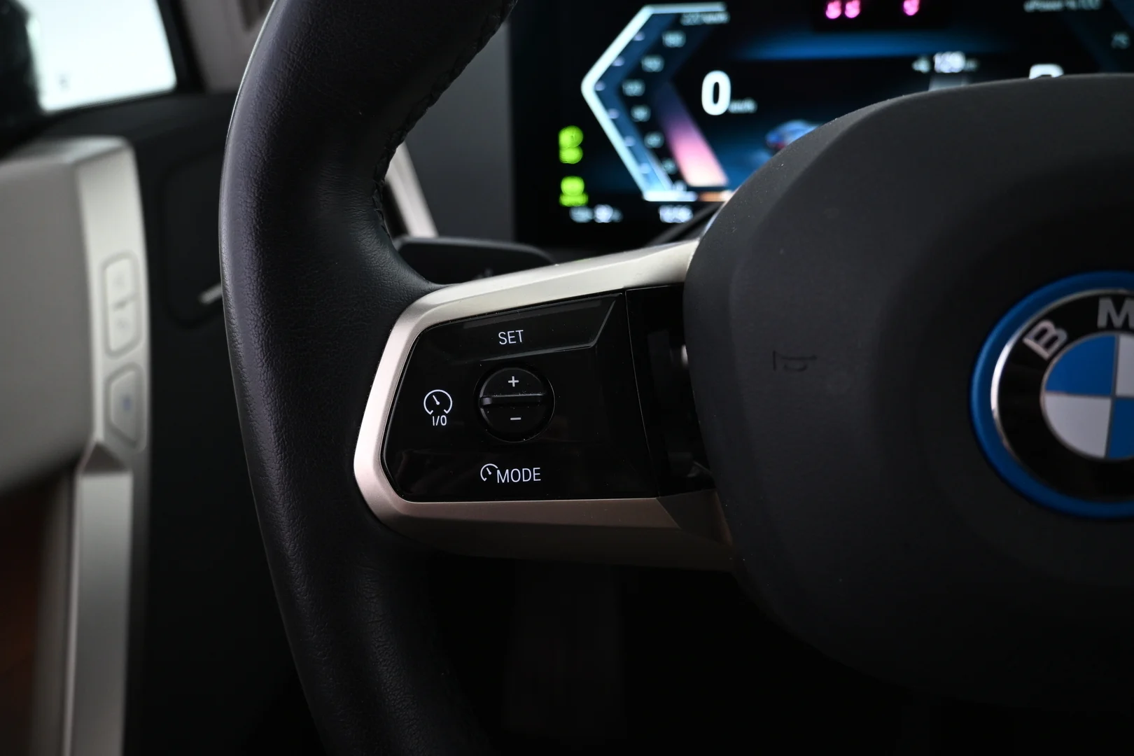 Car Image - 5ByFZOGD1b0txnBCL5atmu