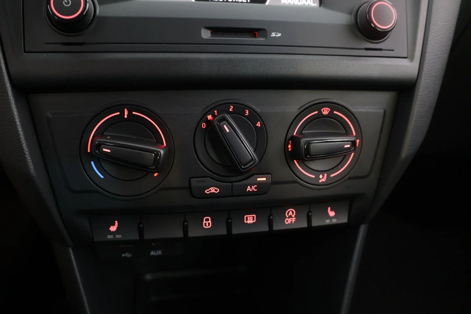 Car Image - 23QzNSvu9XClEstw4erd3U