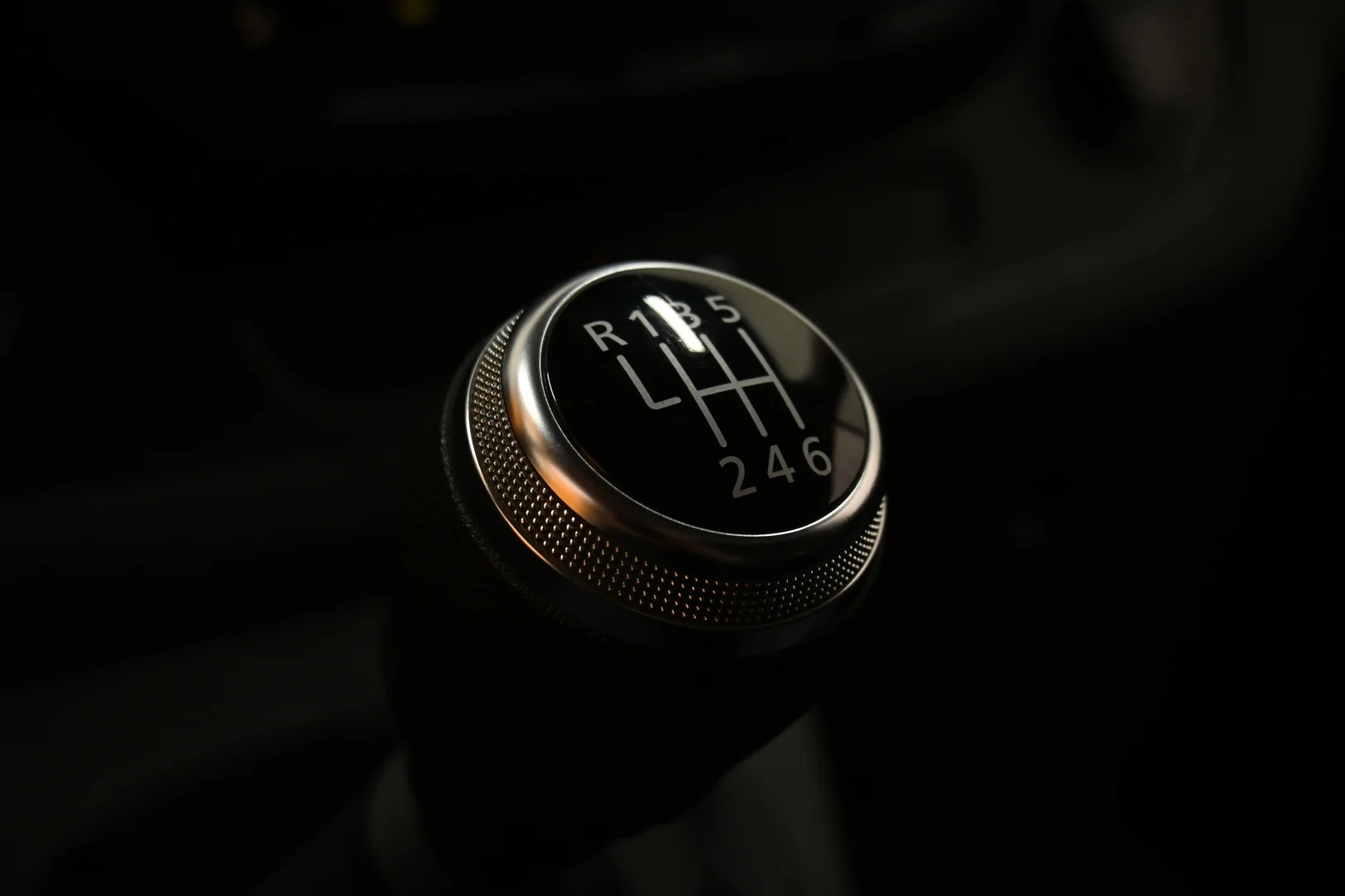 Car Image - 66vZNnDRtU6MpnMYMzmktt