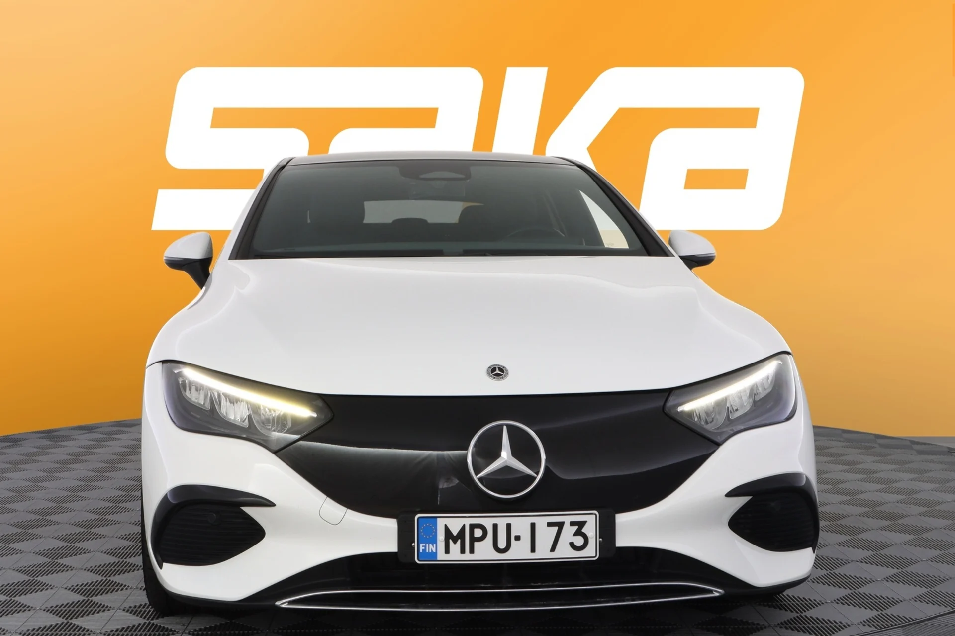 Car Image - 7h6BSTTf33UcVYLsXZ6SeN