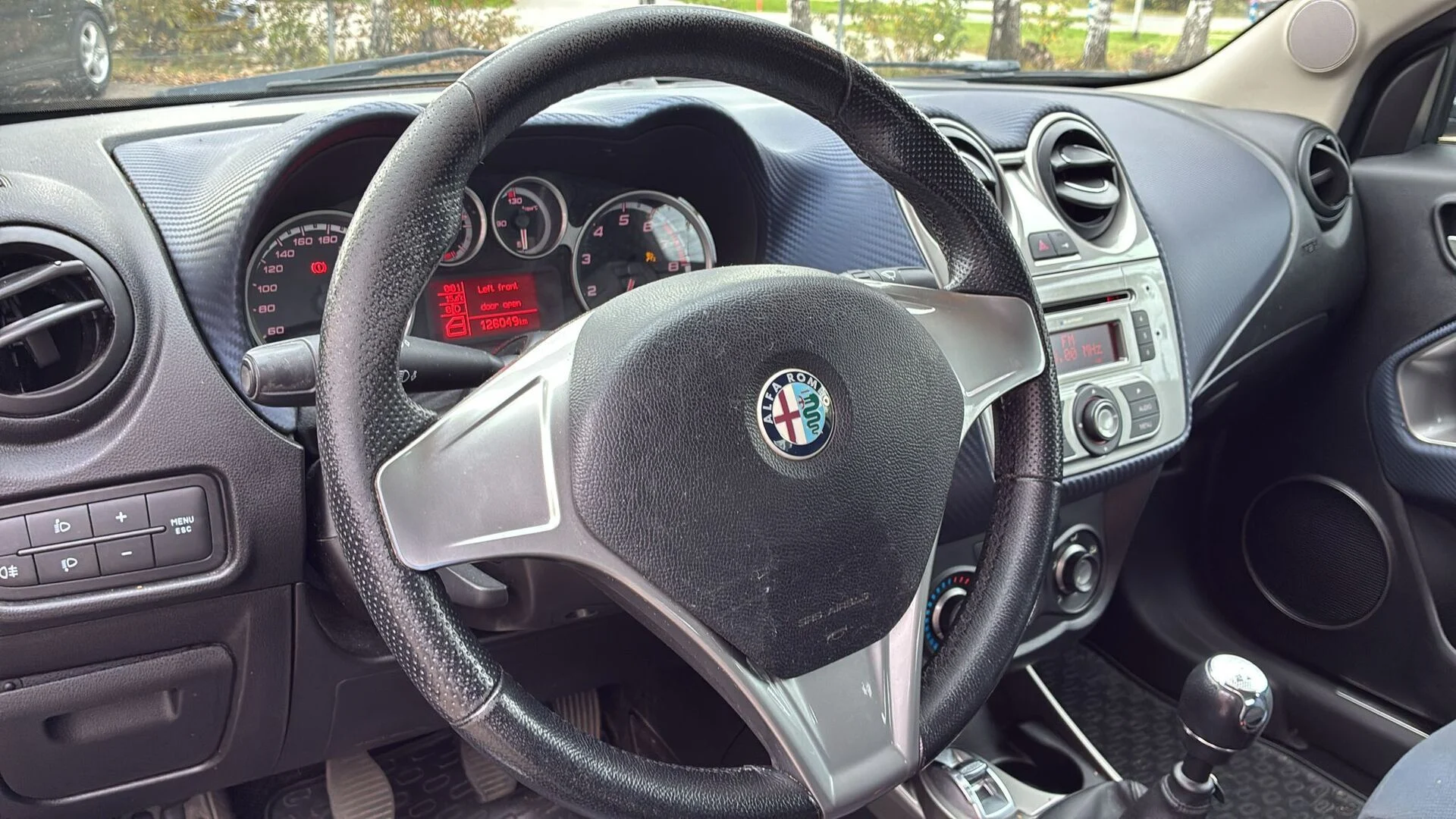 Car Image - o8FLjVnXU5CV2klGi3X9T