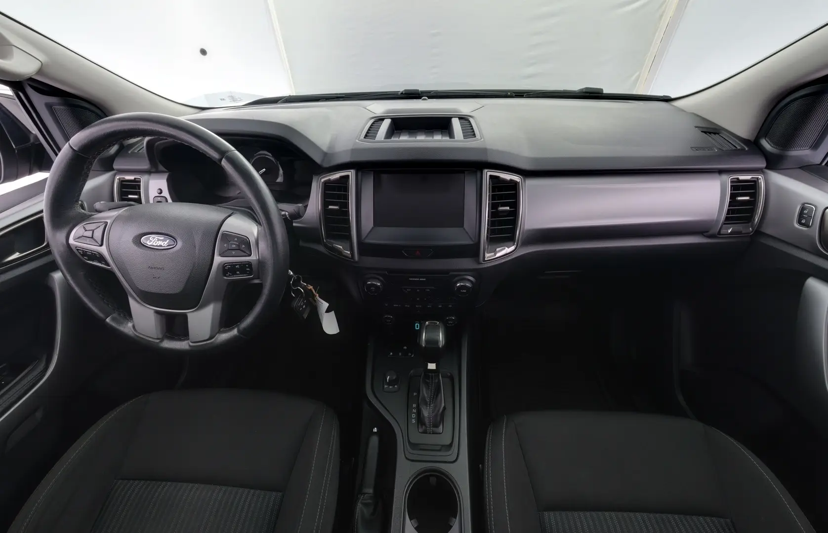 Car Image - 4Hjt2OnYxOB5Xma1R1MIsO