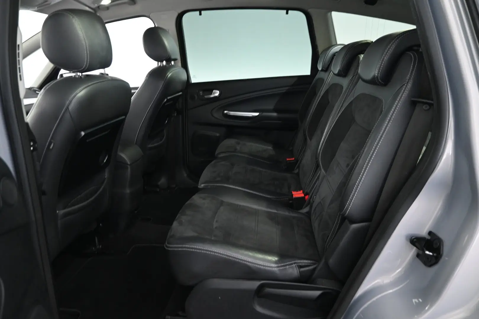 Car Image - 6mwKTVRsttH5mMcJWHqBKf