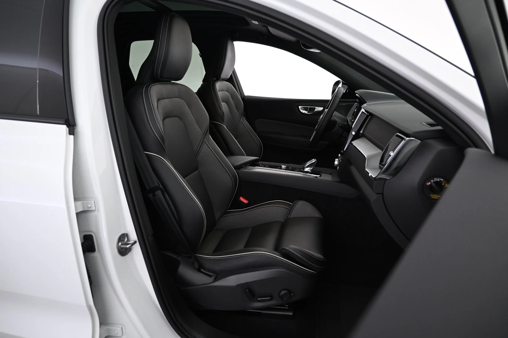 Car Image - 3BwRYrl4T7iRhiyw2svsyl
