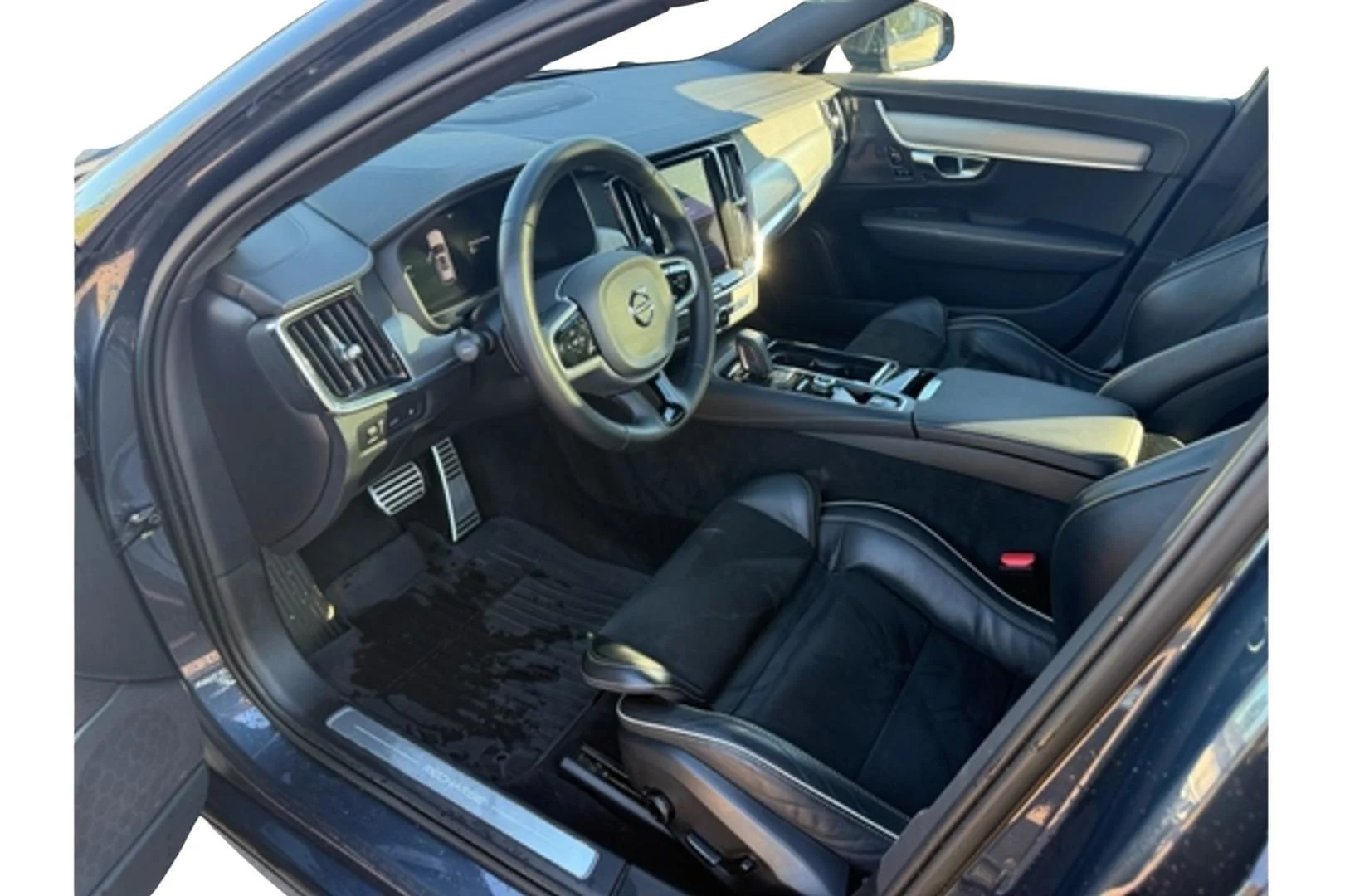 Car Image - v6EOwXR5YIKVMNF5GSXzG
