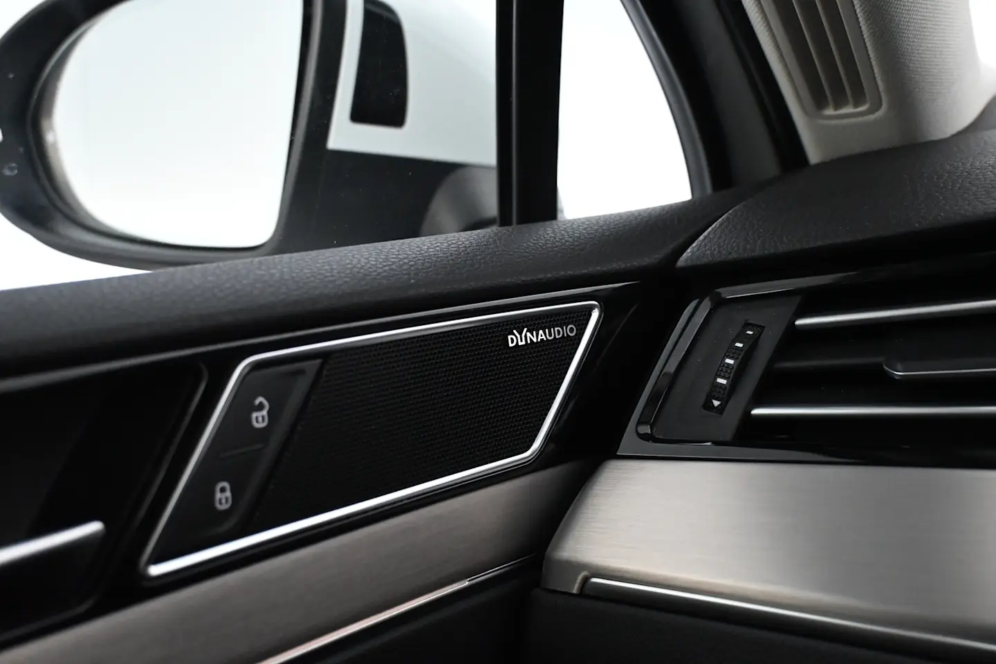 Car Image - 6BphN6vWbMLKPBJg4uMnvz