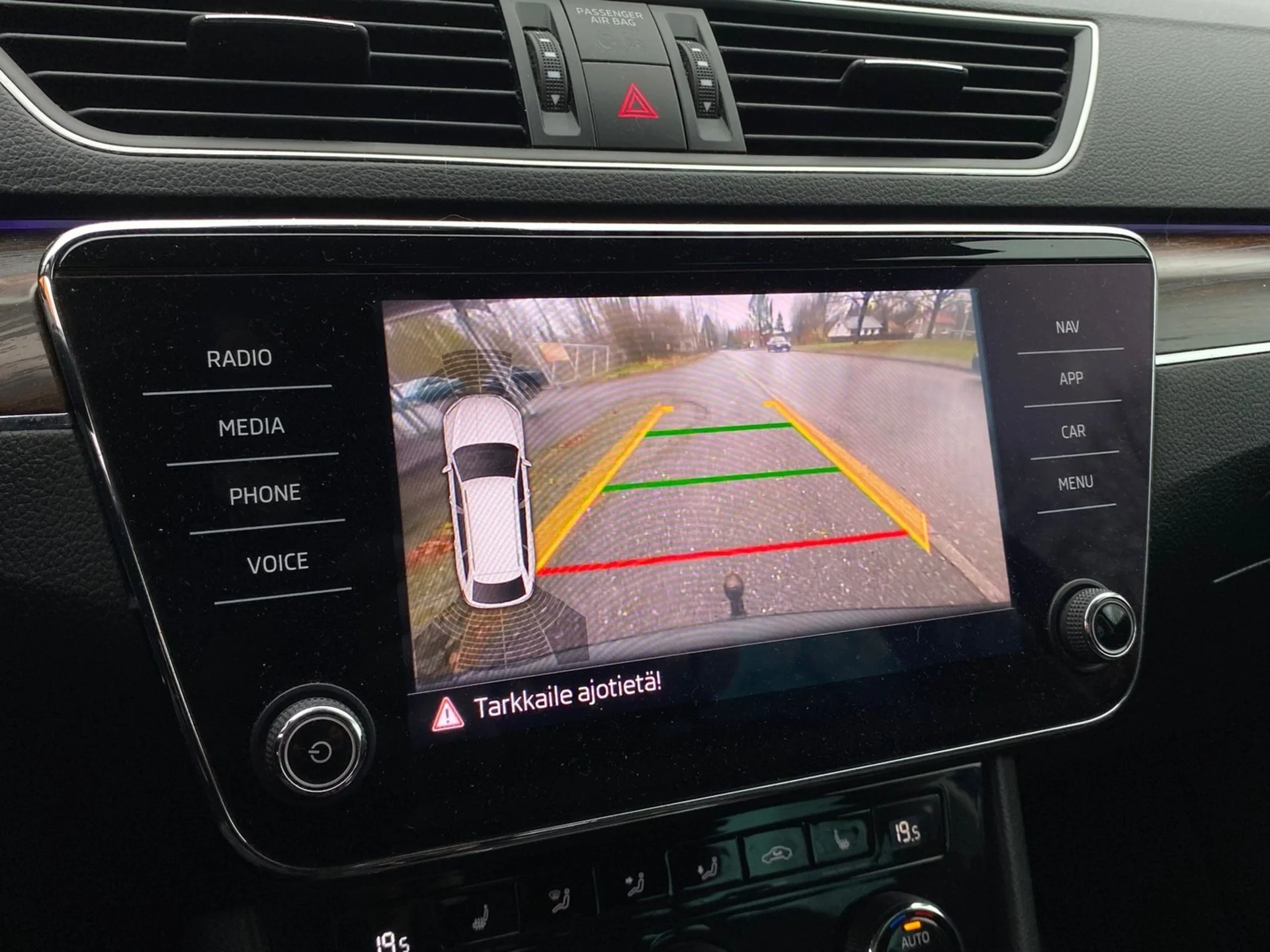 Car Image - 1CsOBHF4fWk0iY4tky3Q5G